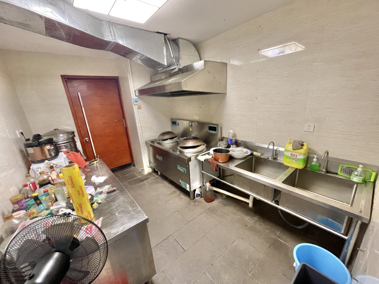 海大创意园950㎡办公室出租