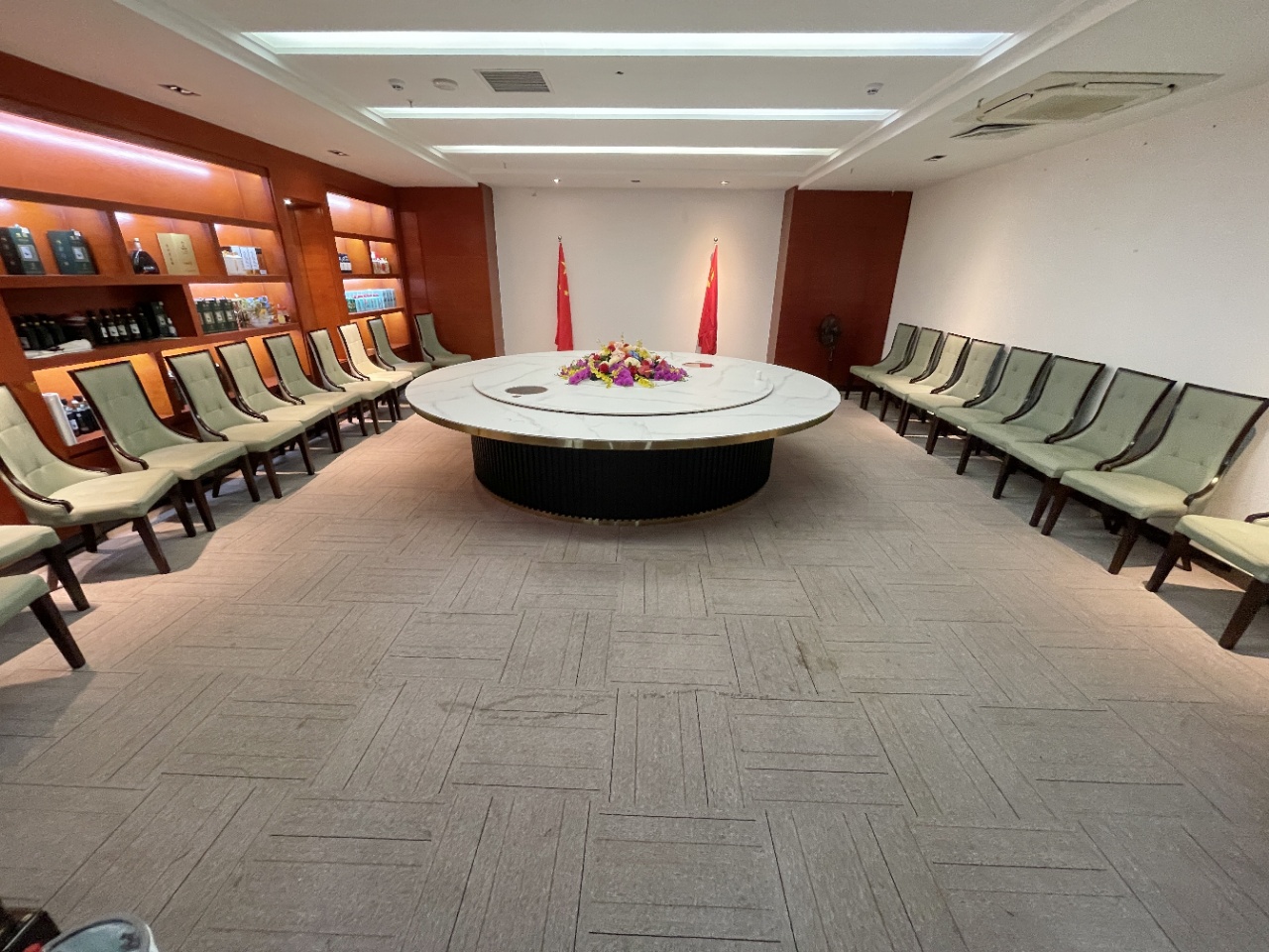 海大创意园950㎡办公室出租