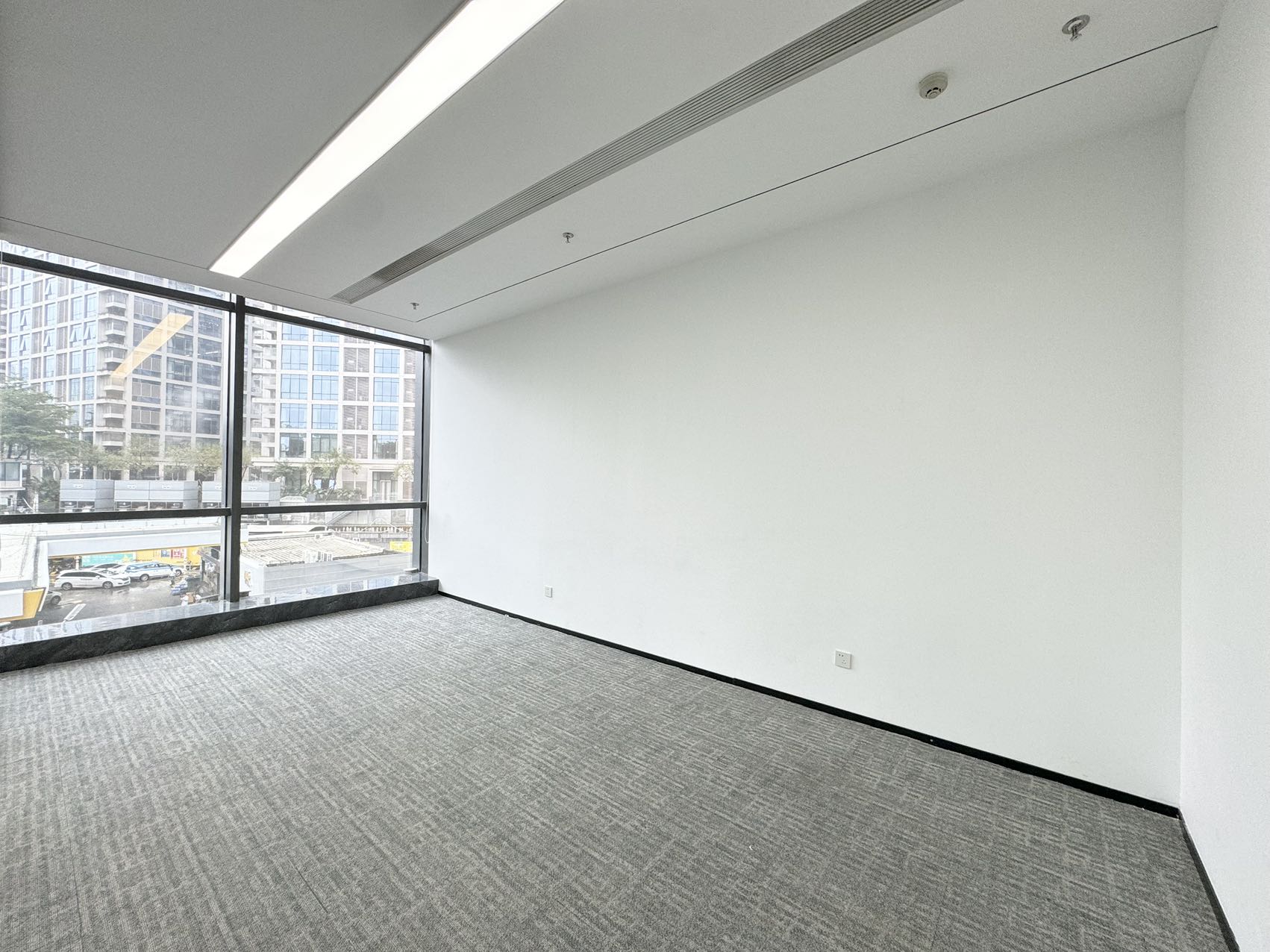 绿景美景广场341㎡办公室出租