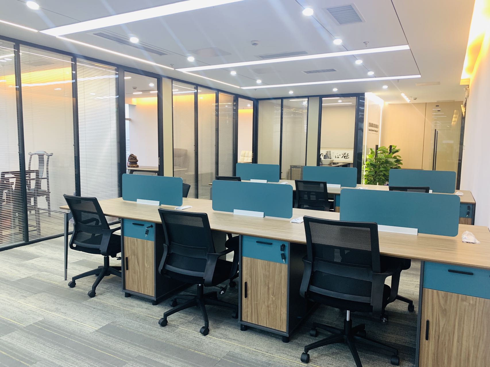 天利中央商务广场318㎡办公室出租