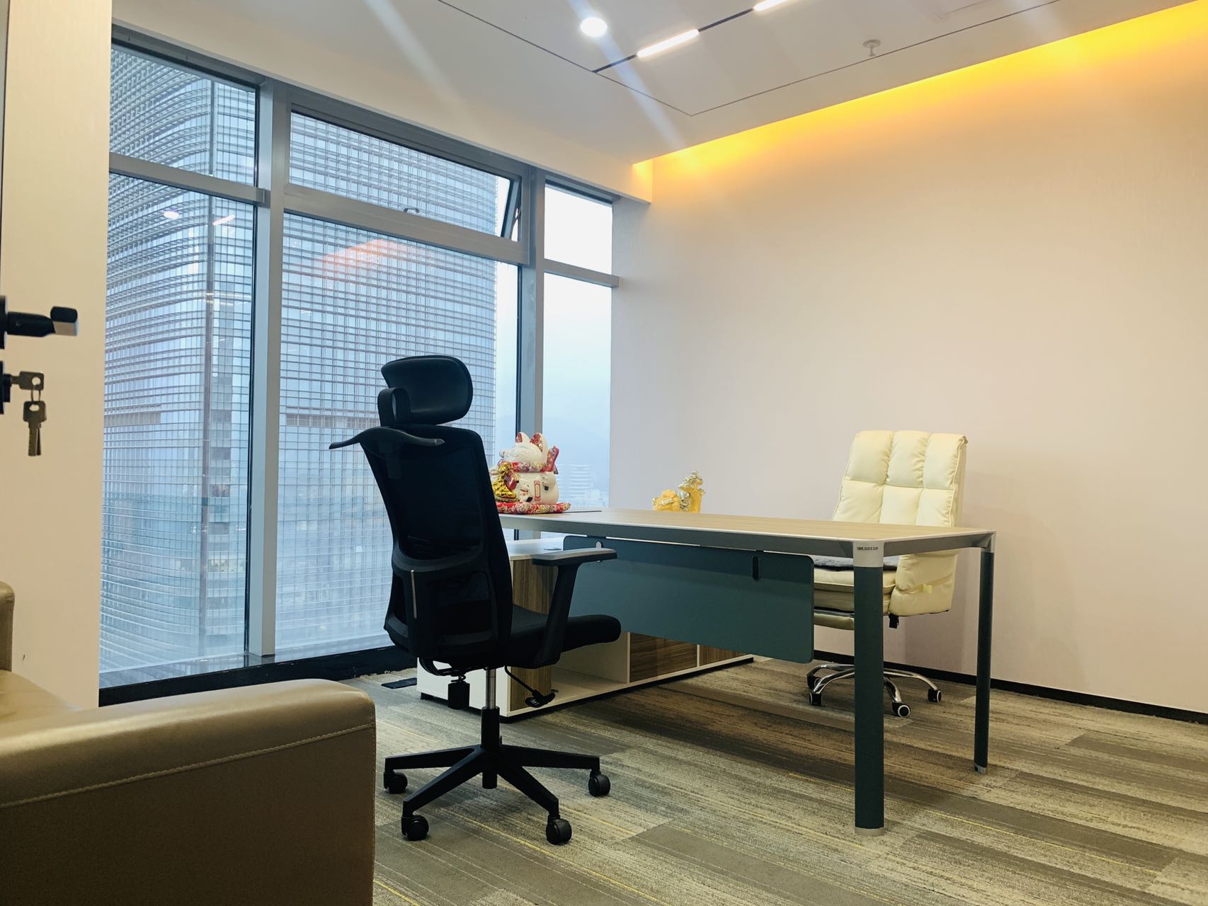 天利中央商务广场318㎡办公室出租