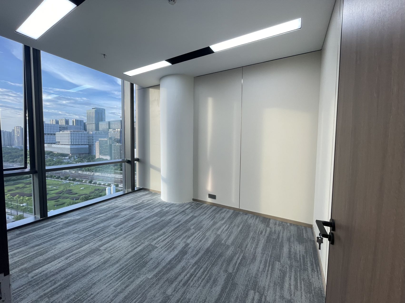 龙华设计产业园190.93㎡办公室出租