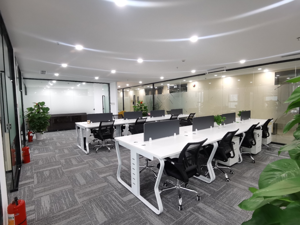 深圳湾科技生态园475㎡办公室出租