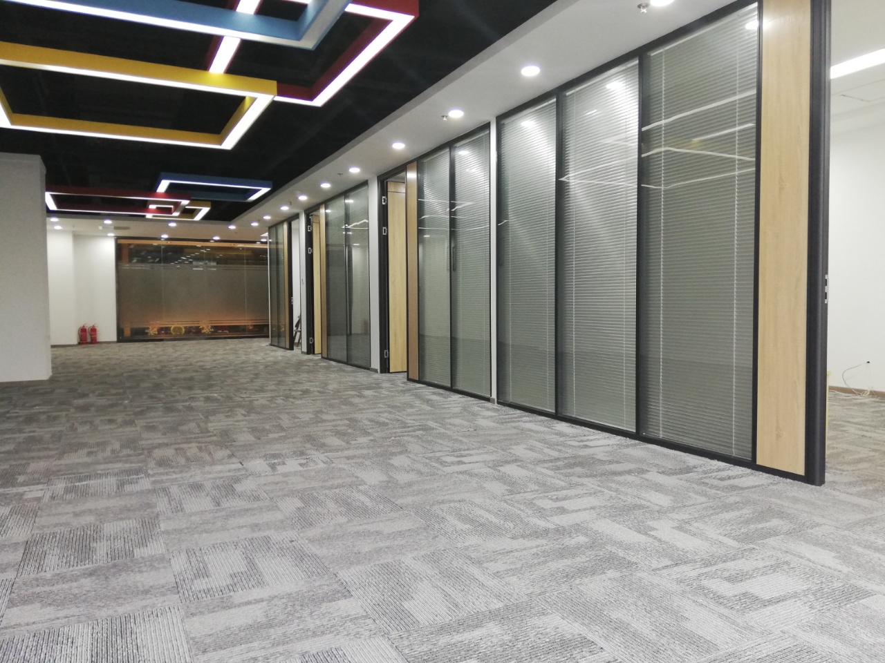 凯达尔大厦375㎡办公室出租