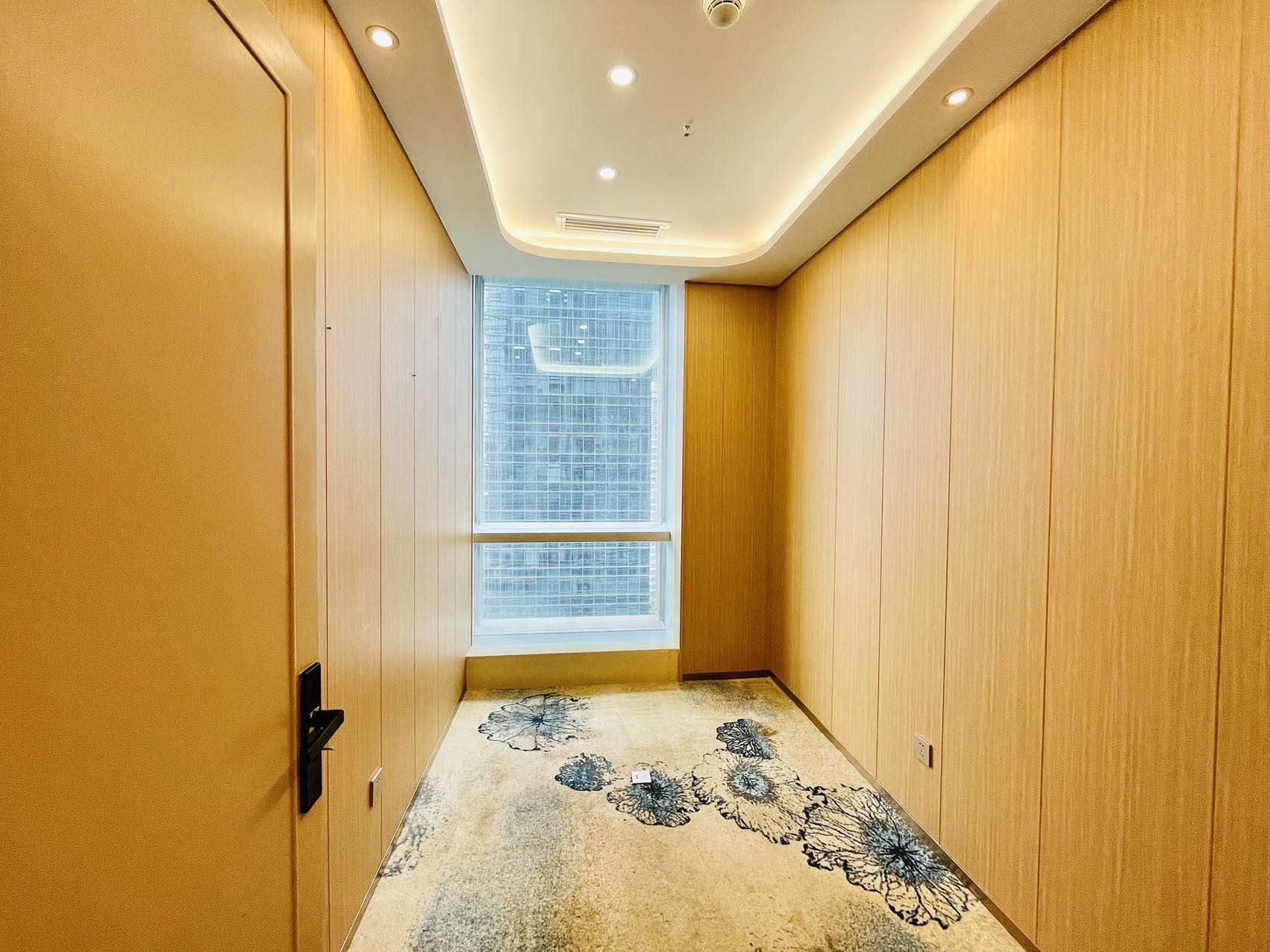 中洲控股中心225㎡办公室出租