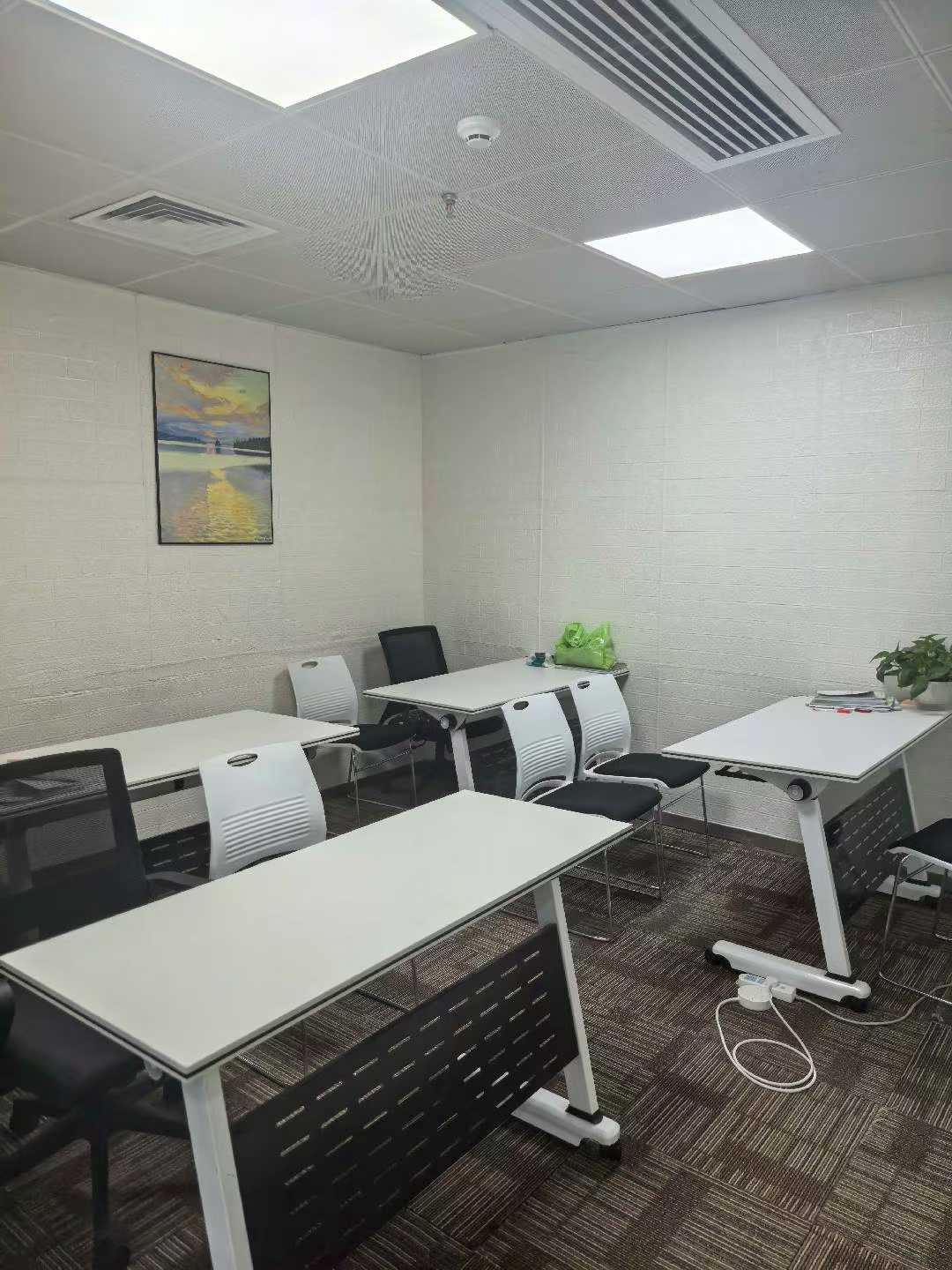 福田卓越大厦712㎡办公室出租