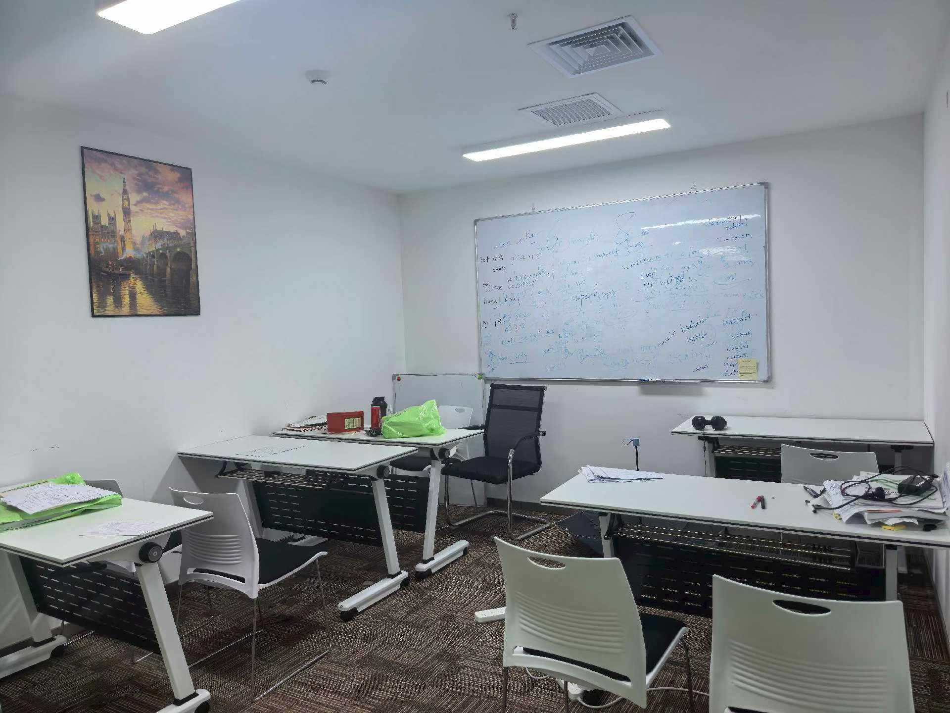 福田卓越大厦712㎡办公室出租