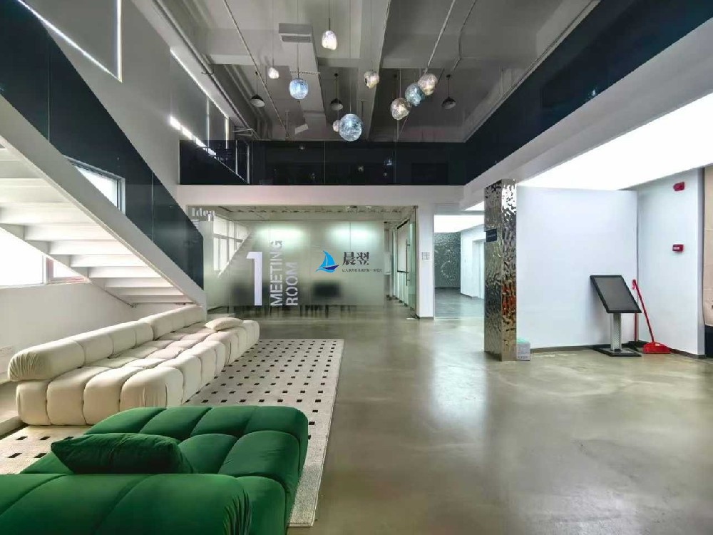 【腾邦集团大厦565㎡出租】7米层高复式，轻工业风，68元/㎡，南向采光