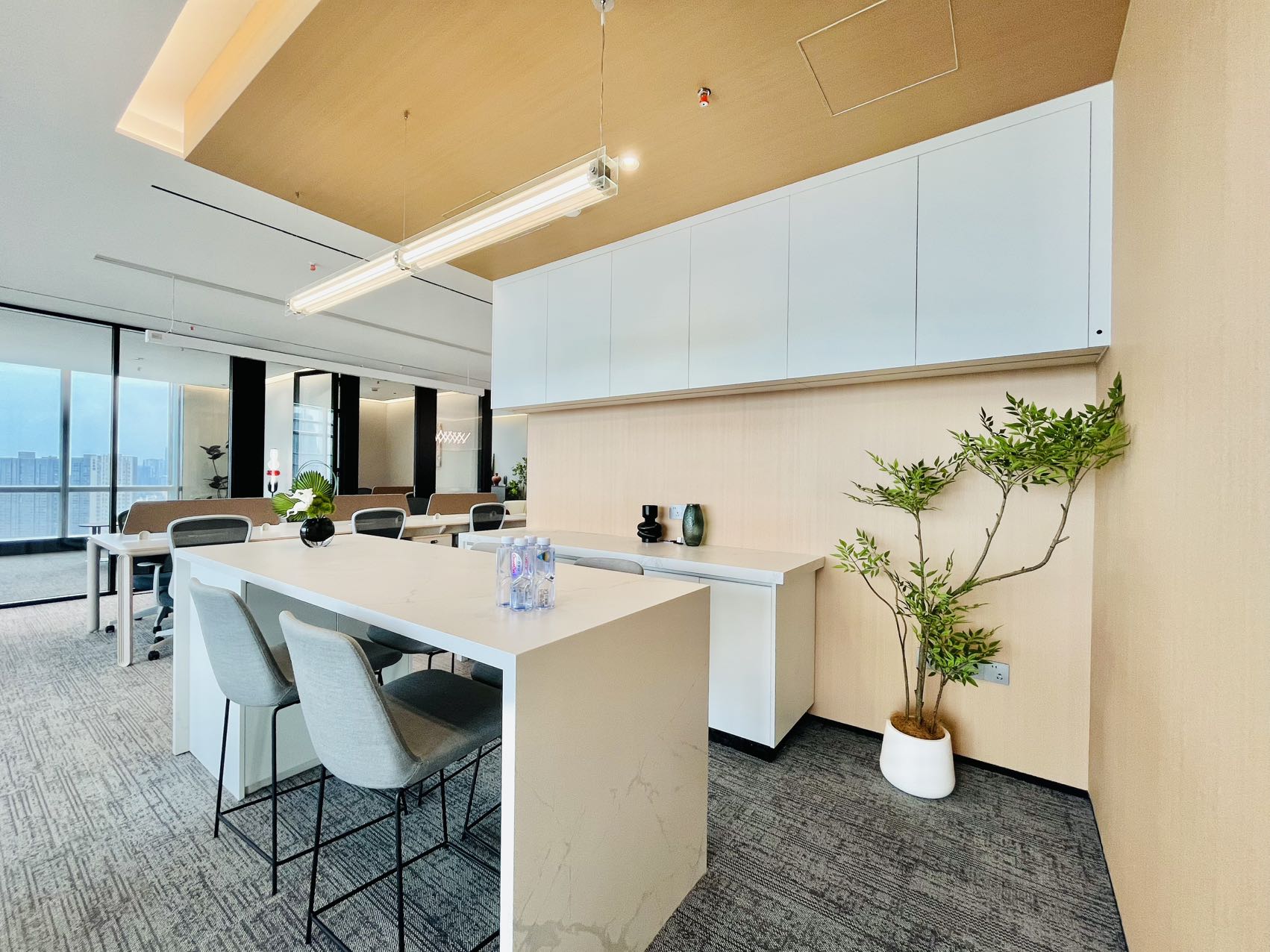 中洲控股中心450㎡豪装办公室出租