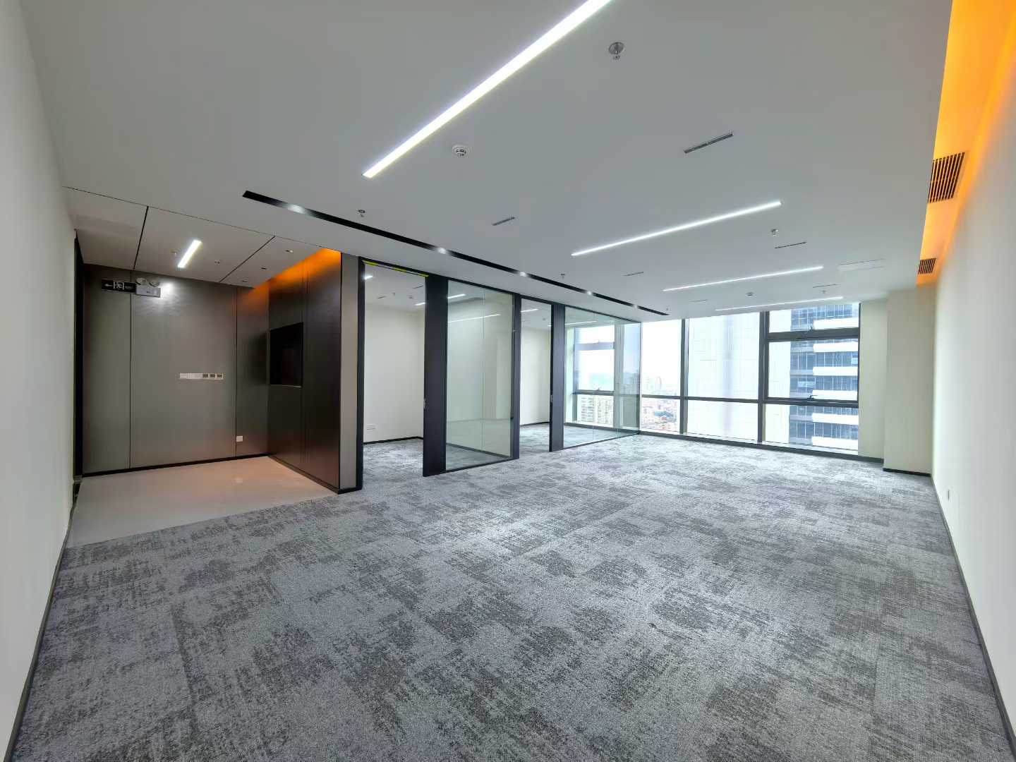 西丽光锋科技大厦180㎡办公室出租