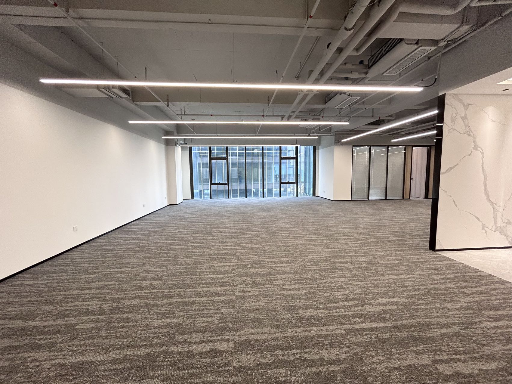 前海科兴科学园350.96㎡办公室出租