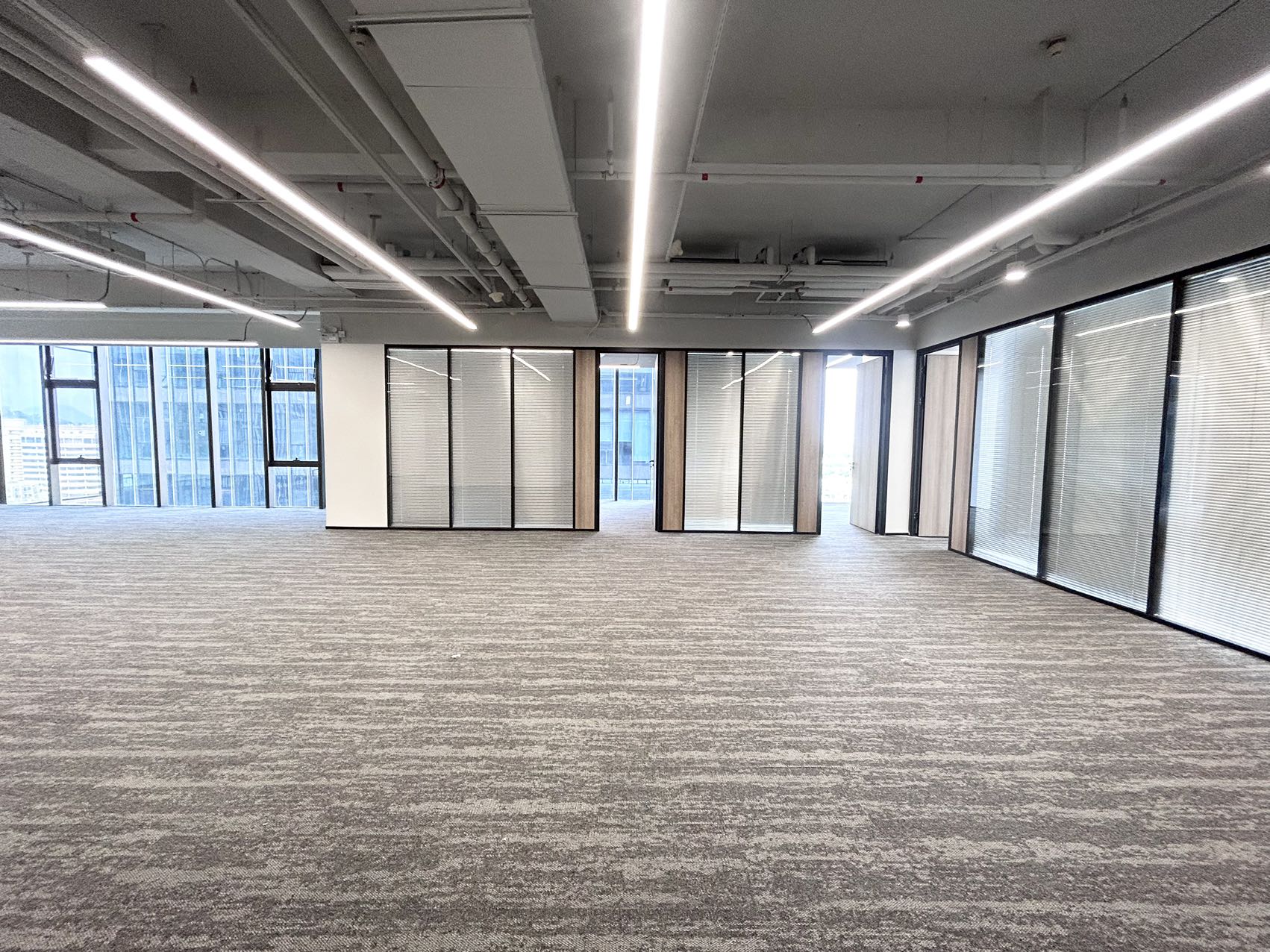 前海科兴科学园350.96㎡办公室出租