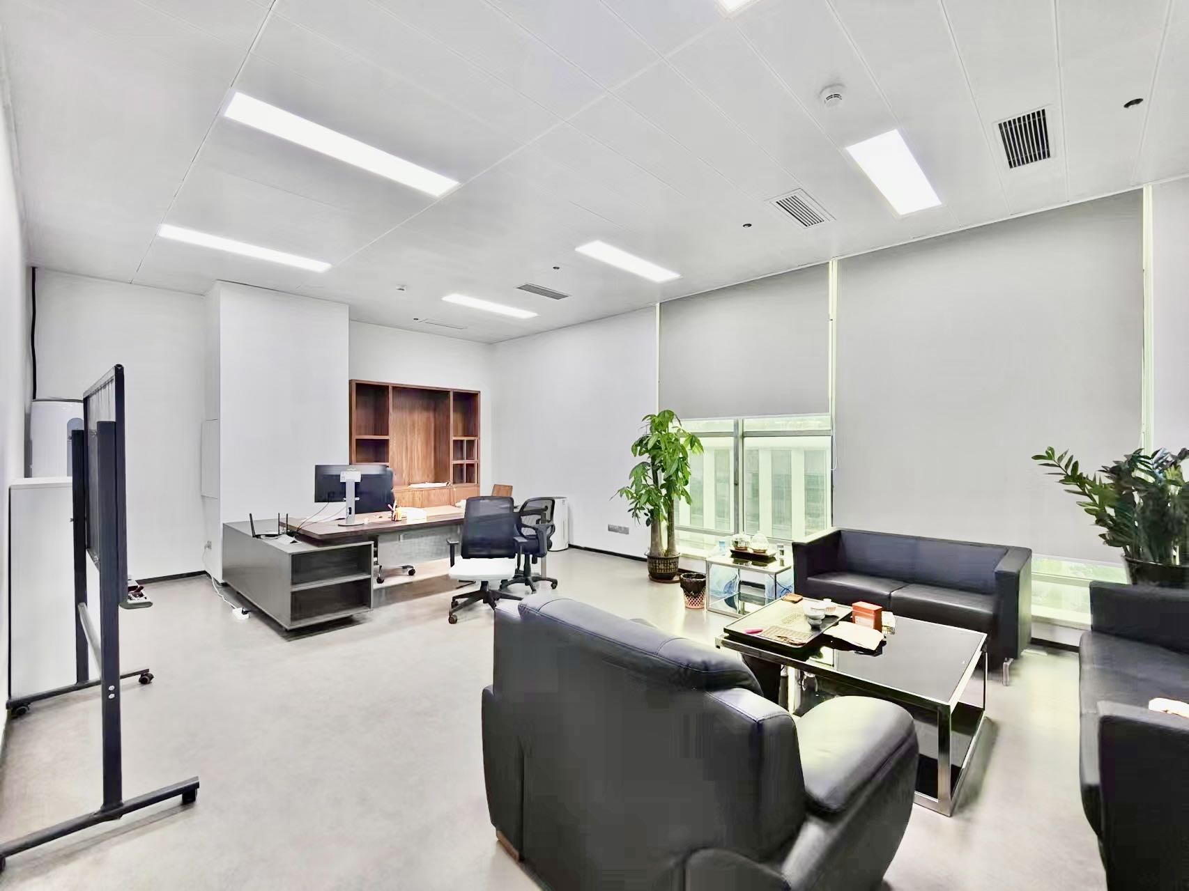 保税区万利大厦2041㎡整层/分租