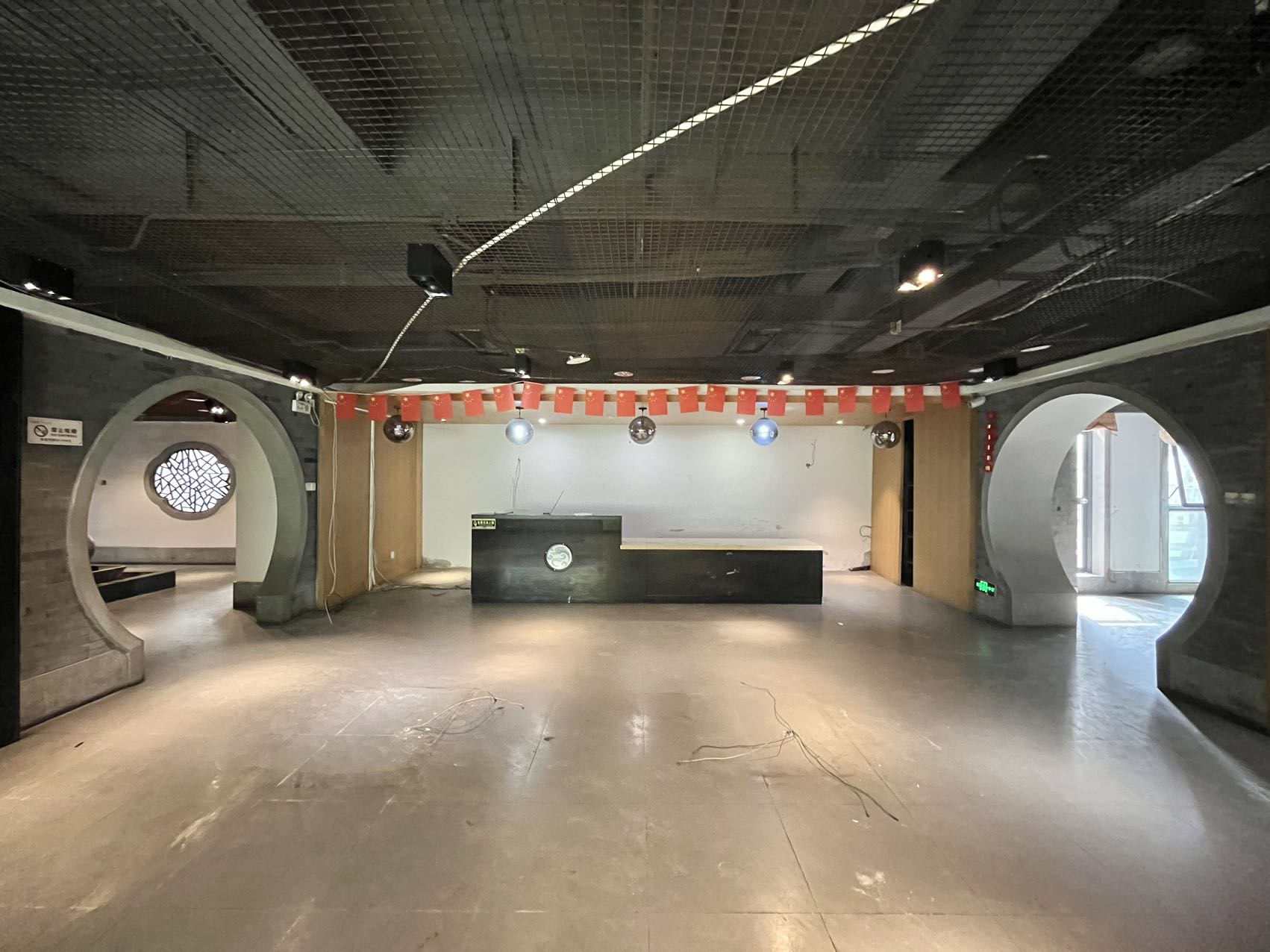 深圳南山1736㎡会所场地出租