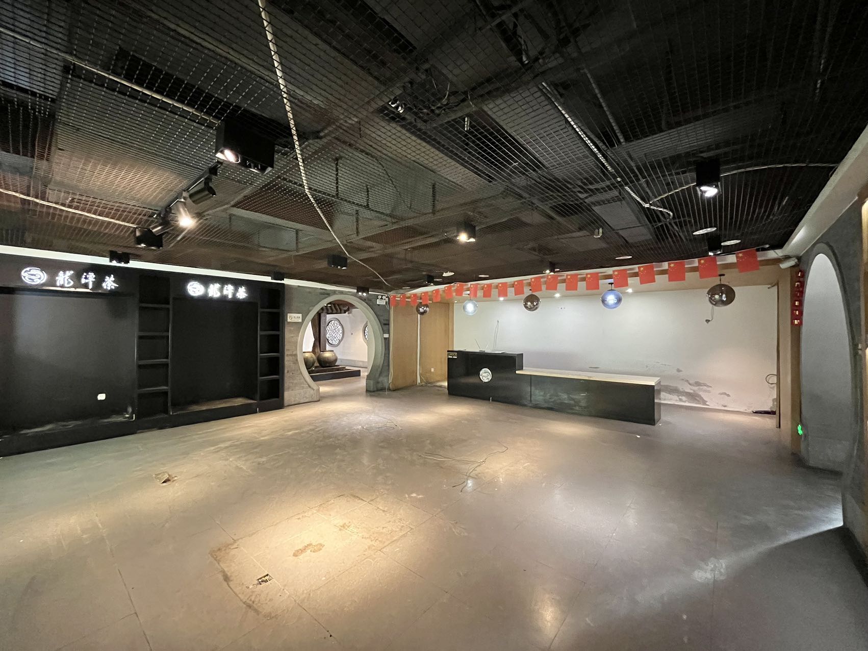 深圳南山1736㎡会所场地出租