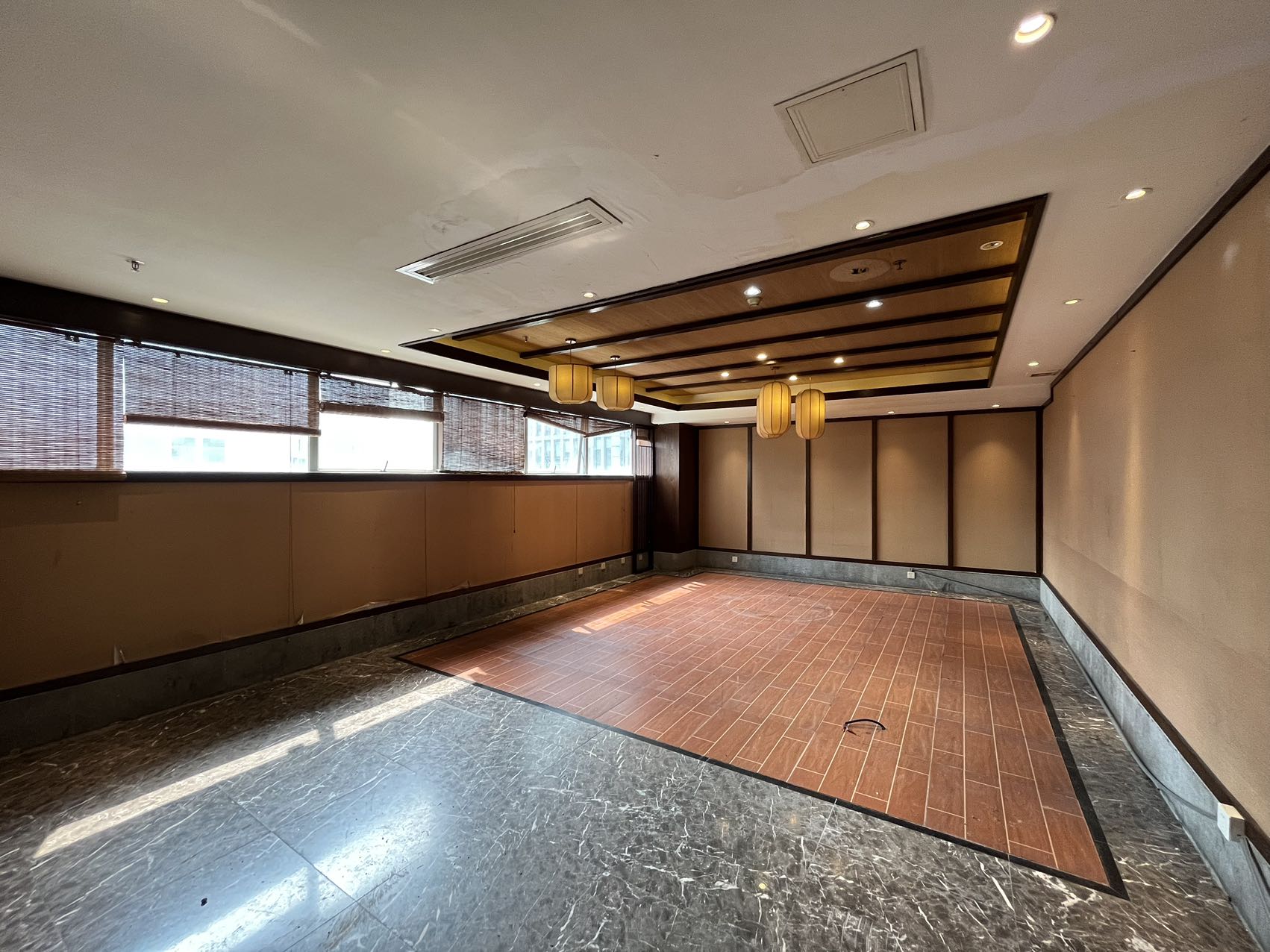 深圳南山1736㎡会所场地出租