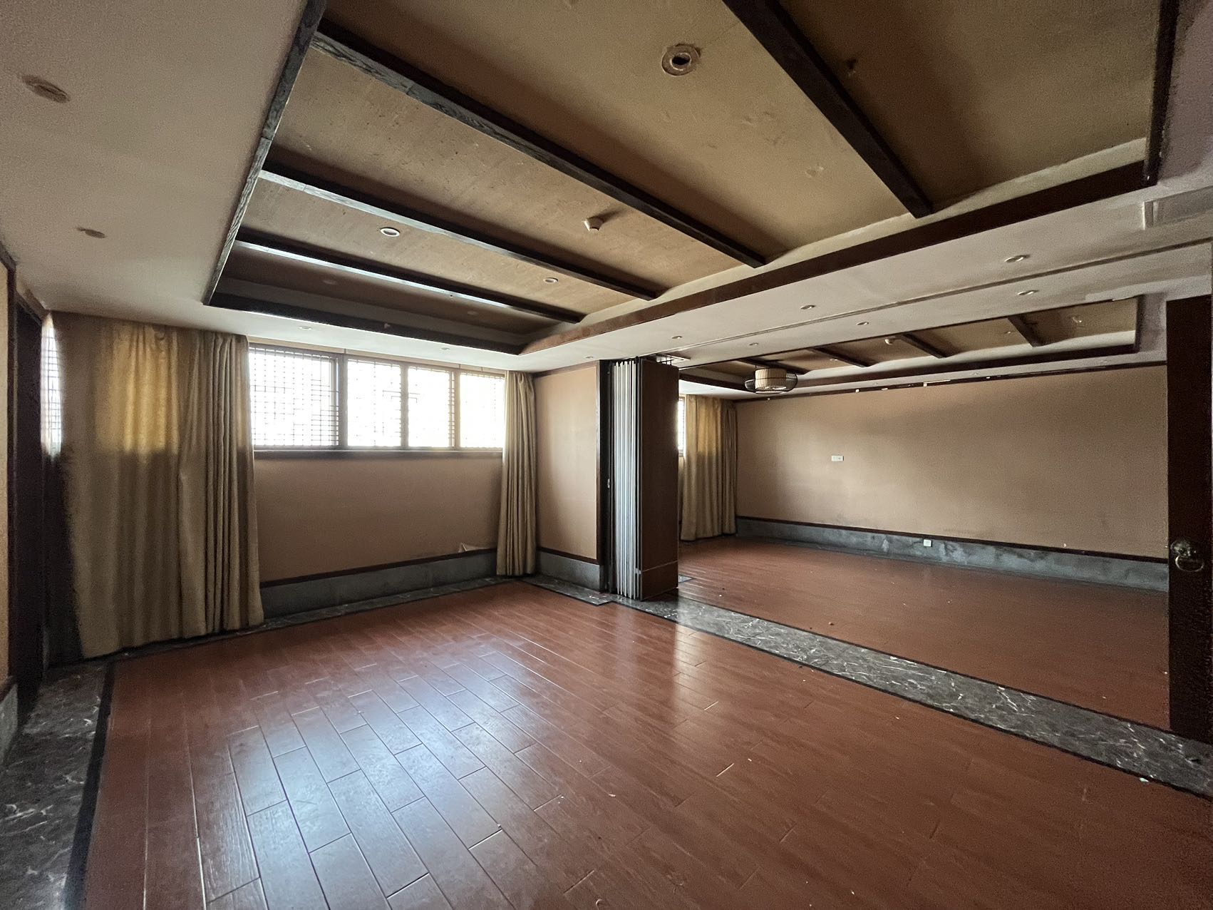 深圳南山1736㎡会所场地出租