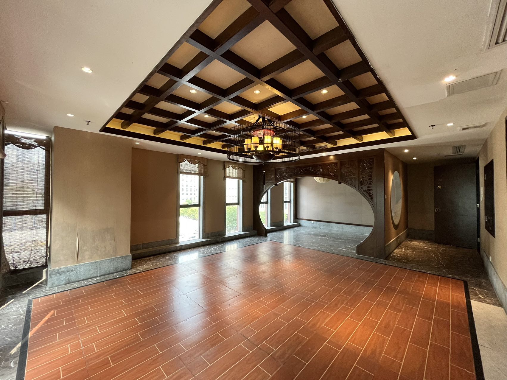 深圳南山1736㎡会所场地出租