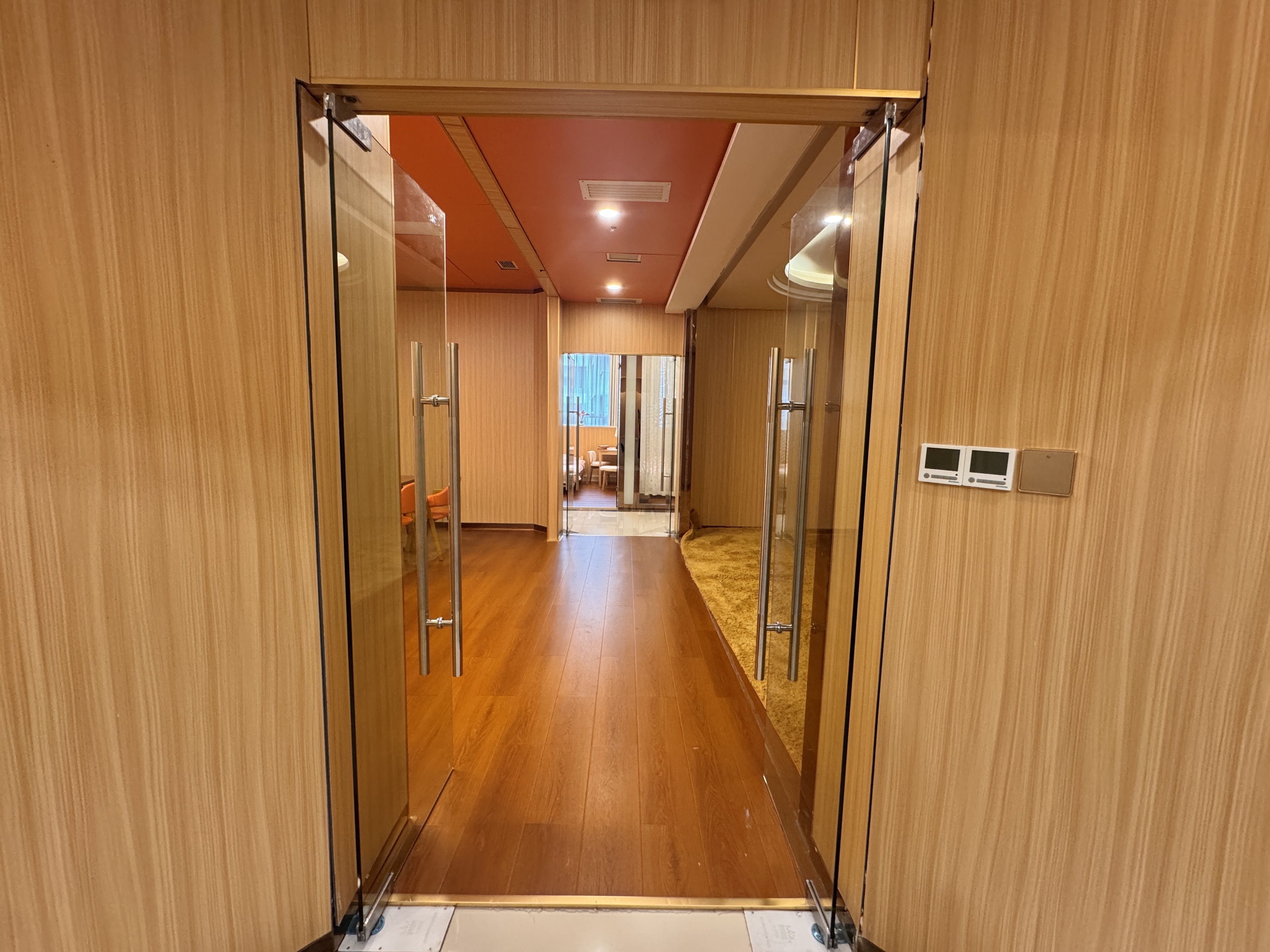 海翔广场450㎡办公室出租