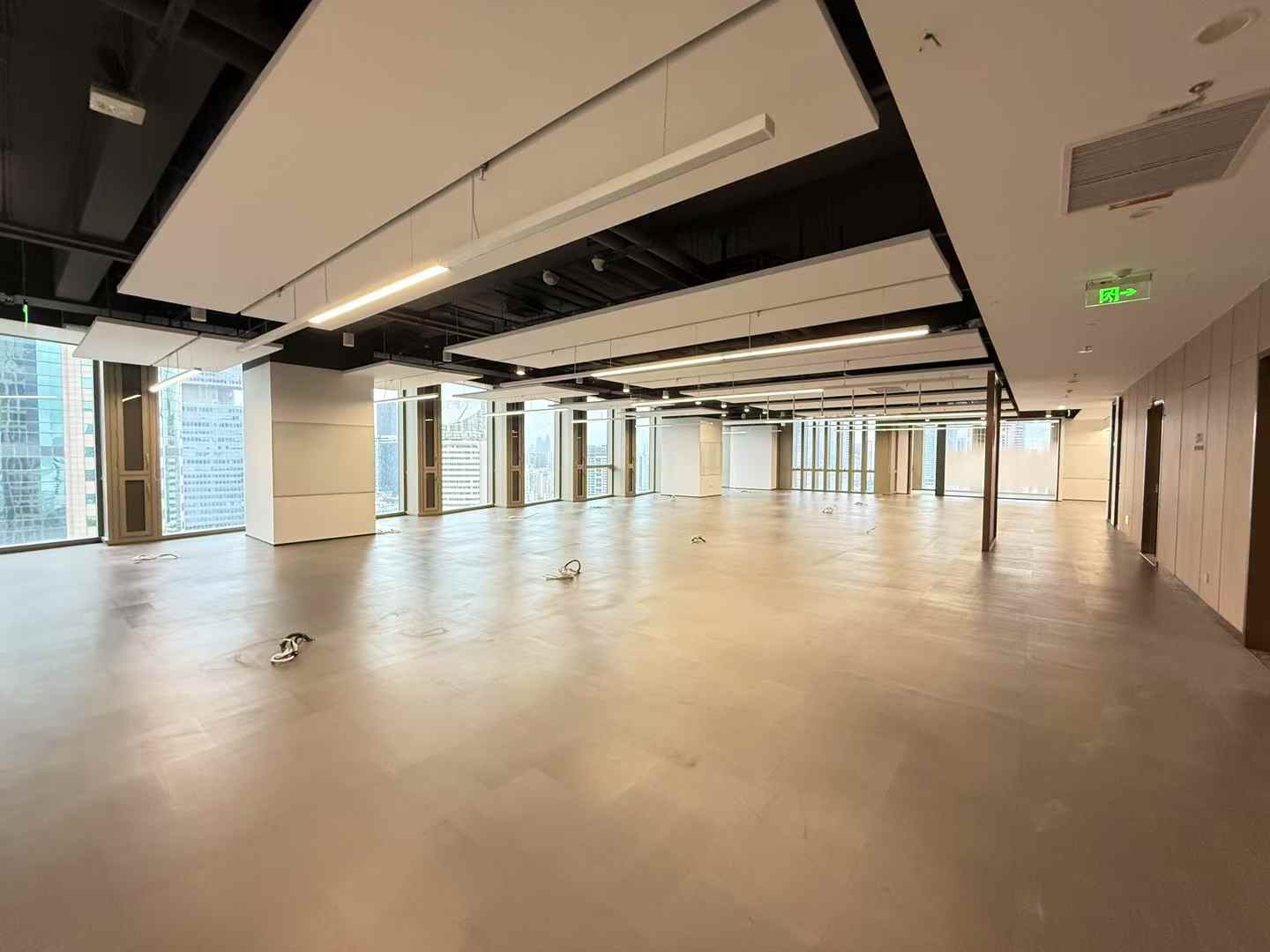 招商蛇口广场整层办公空间出租