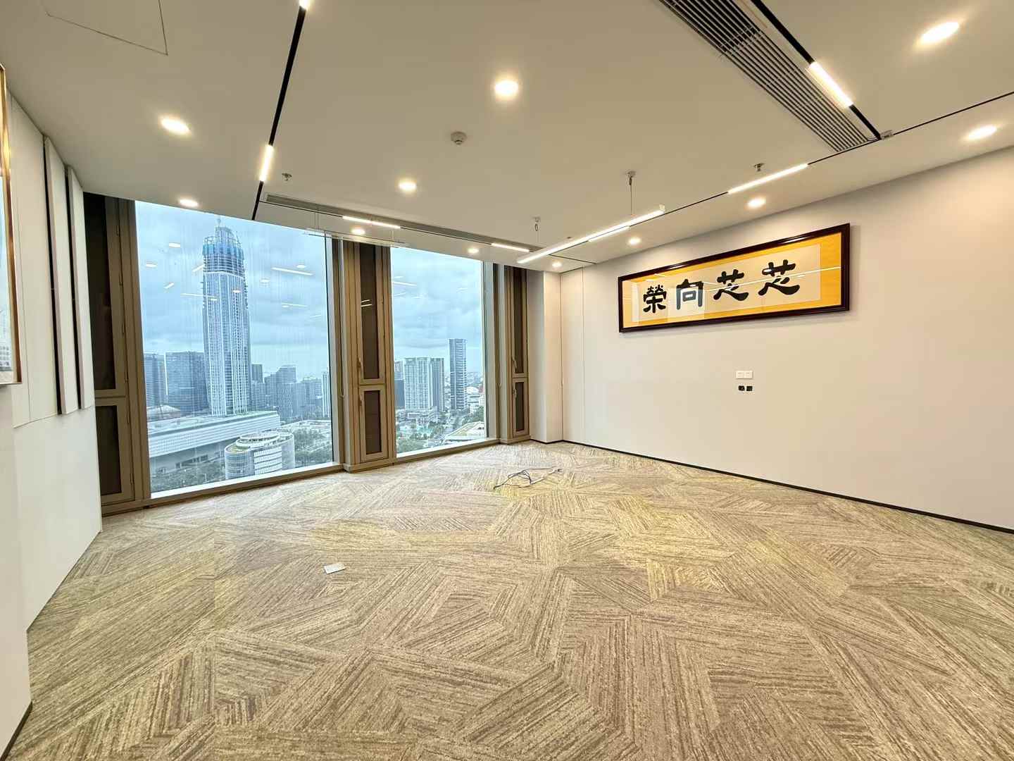 招商蛇口广场整层办公空间出租