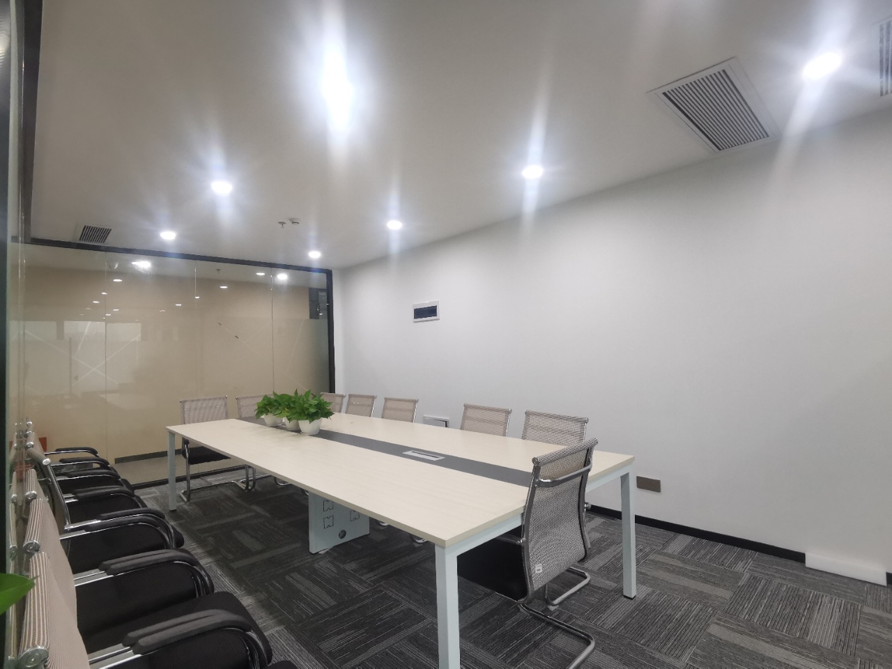 深圳湾科技生态园475平方米办公空间出租