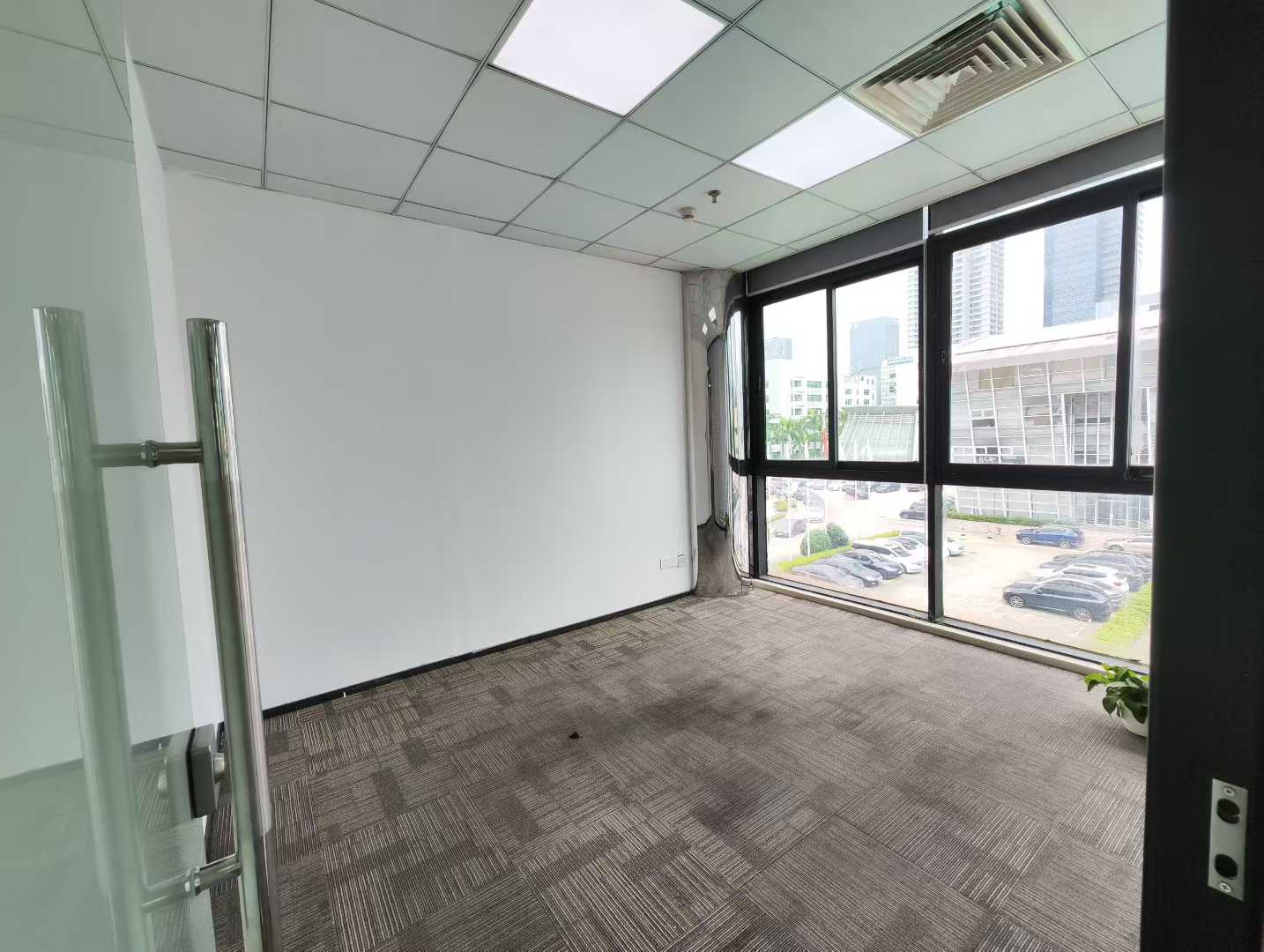 虚拟大学园392平方米办公空间出租