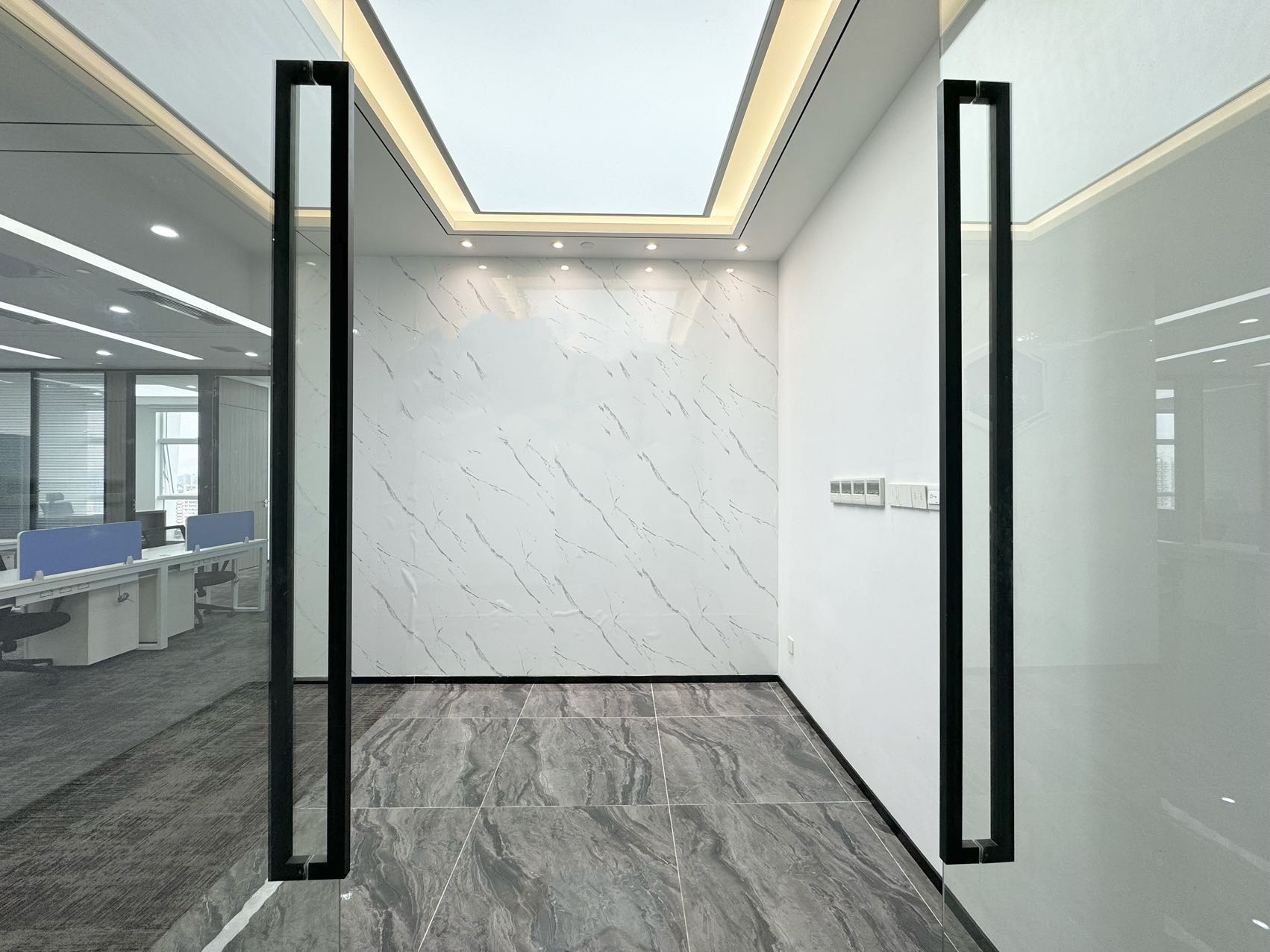 水木一方大厦215平方米办公空间出租