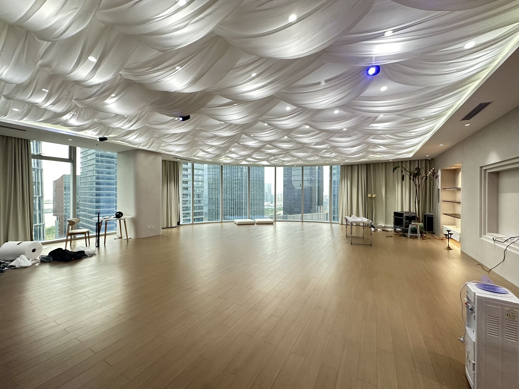 卓越前海一号780平方米办公空间出租