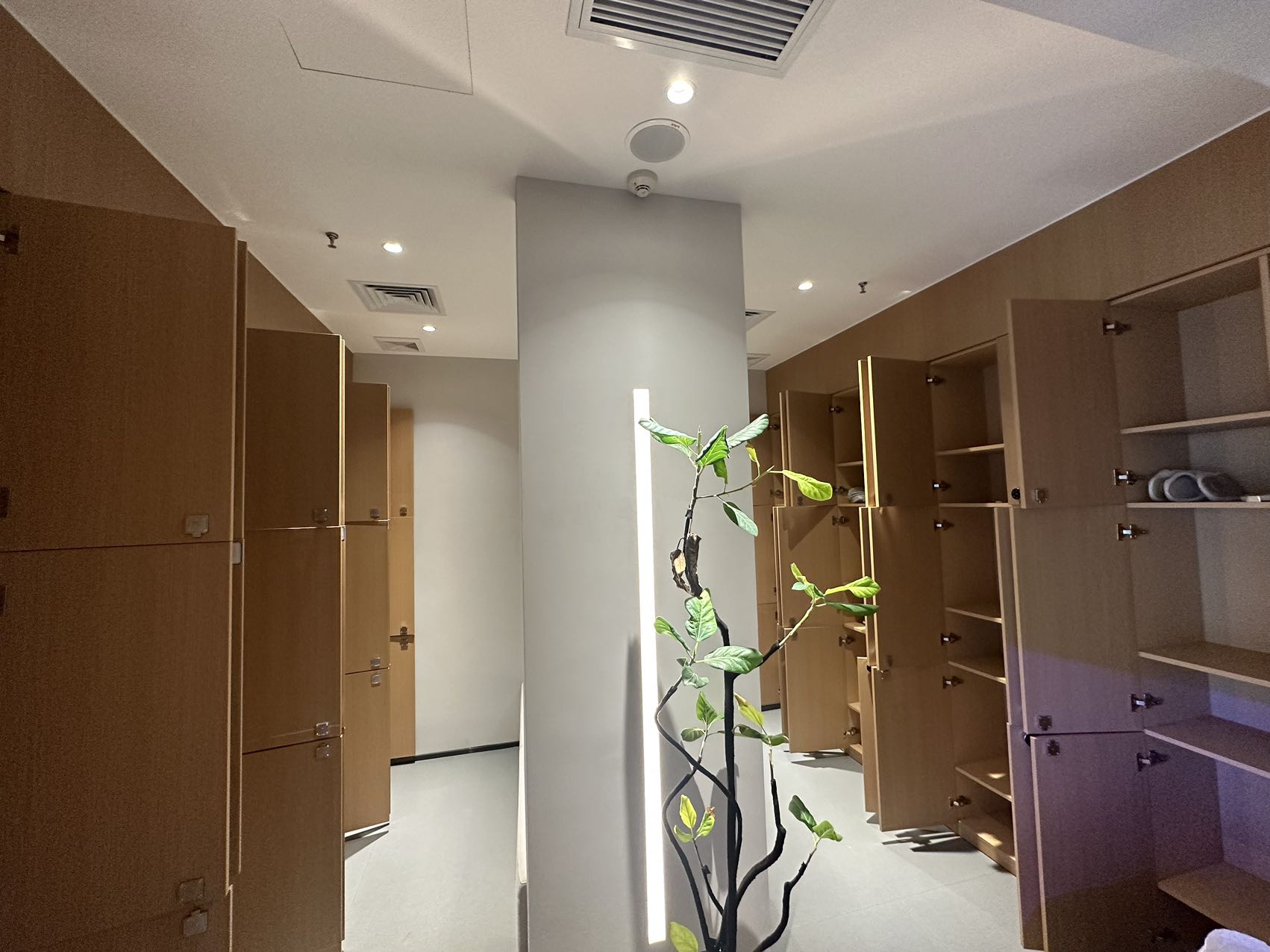 卓越前海一号780平方米办公空间出租