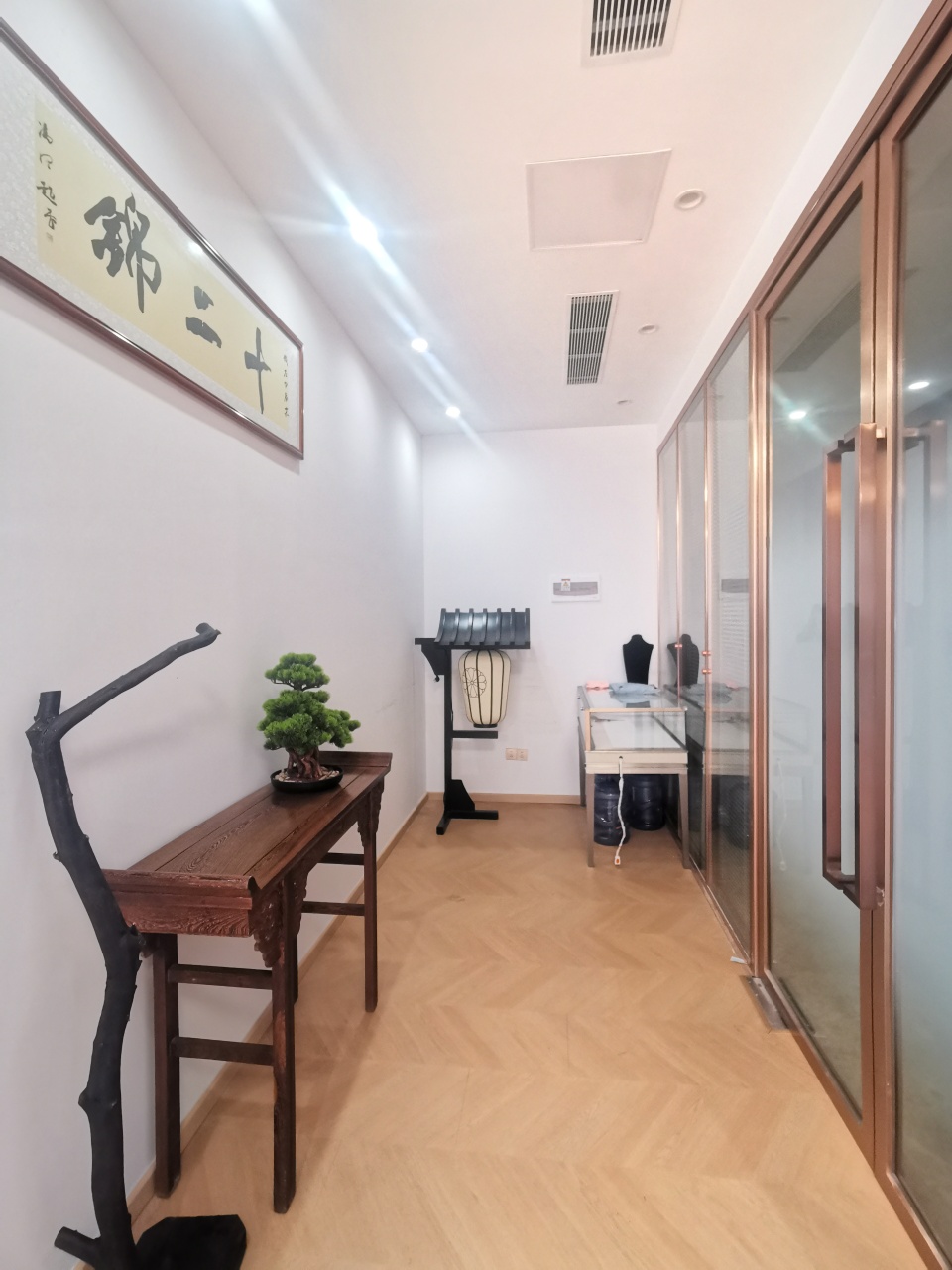 恒大天璟242平办公室出租