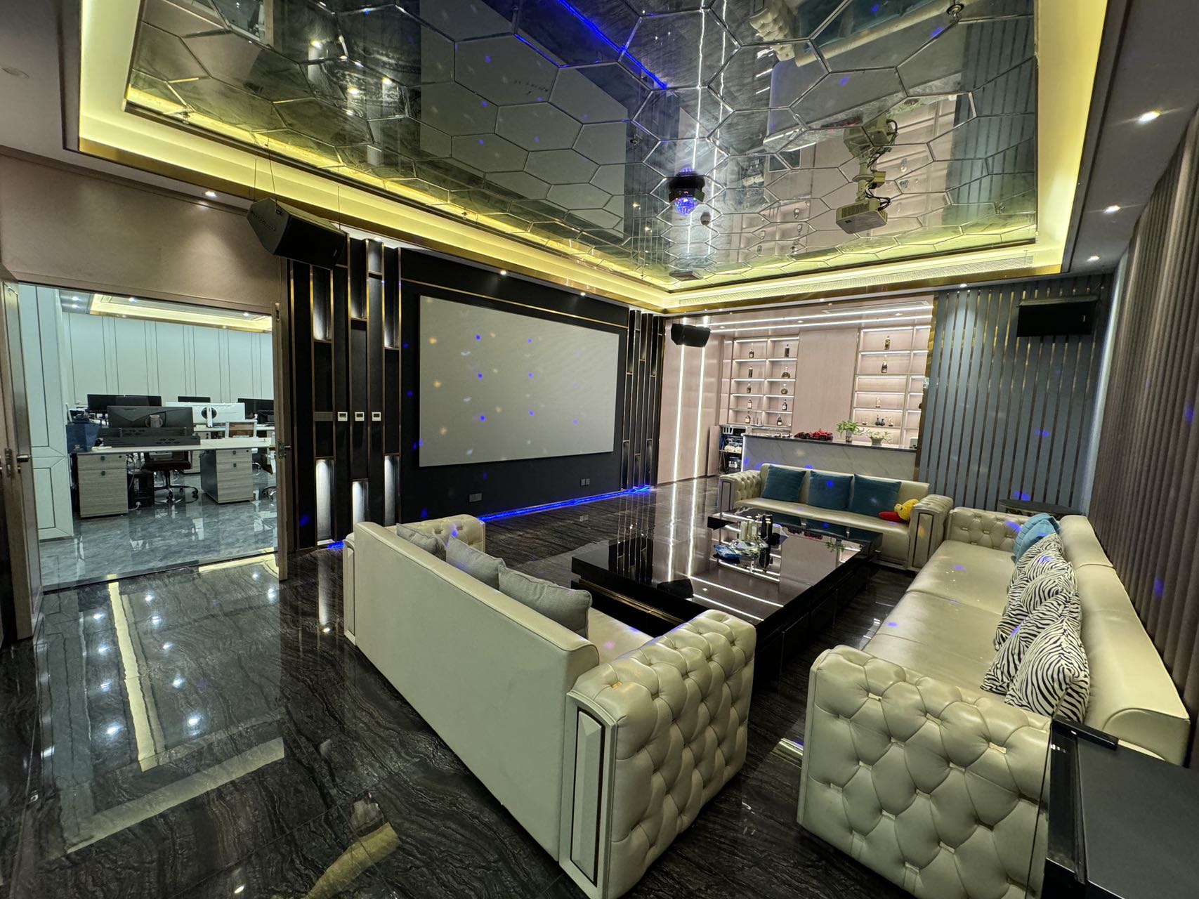 深圳赛百诺大厦750㎡可作办公