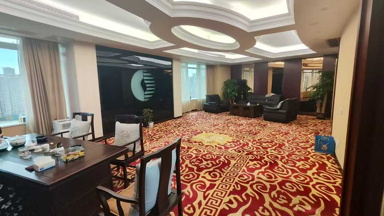 联合广场1691.11㎡整层招租