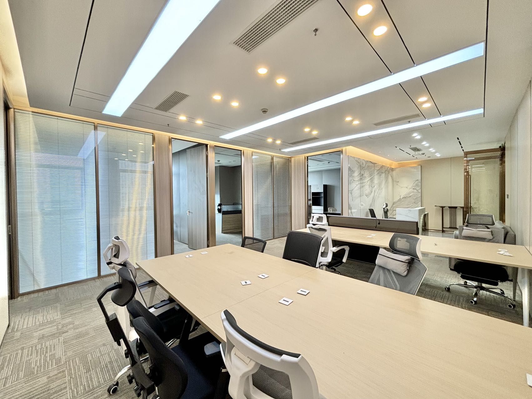 鹏润达商业广场370㎡海景办公出租