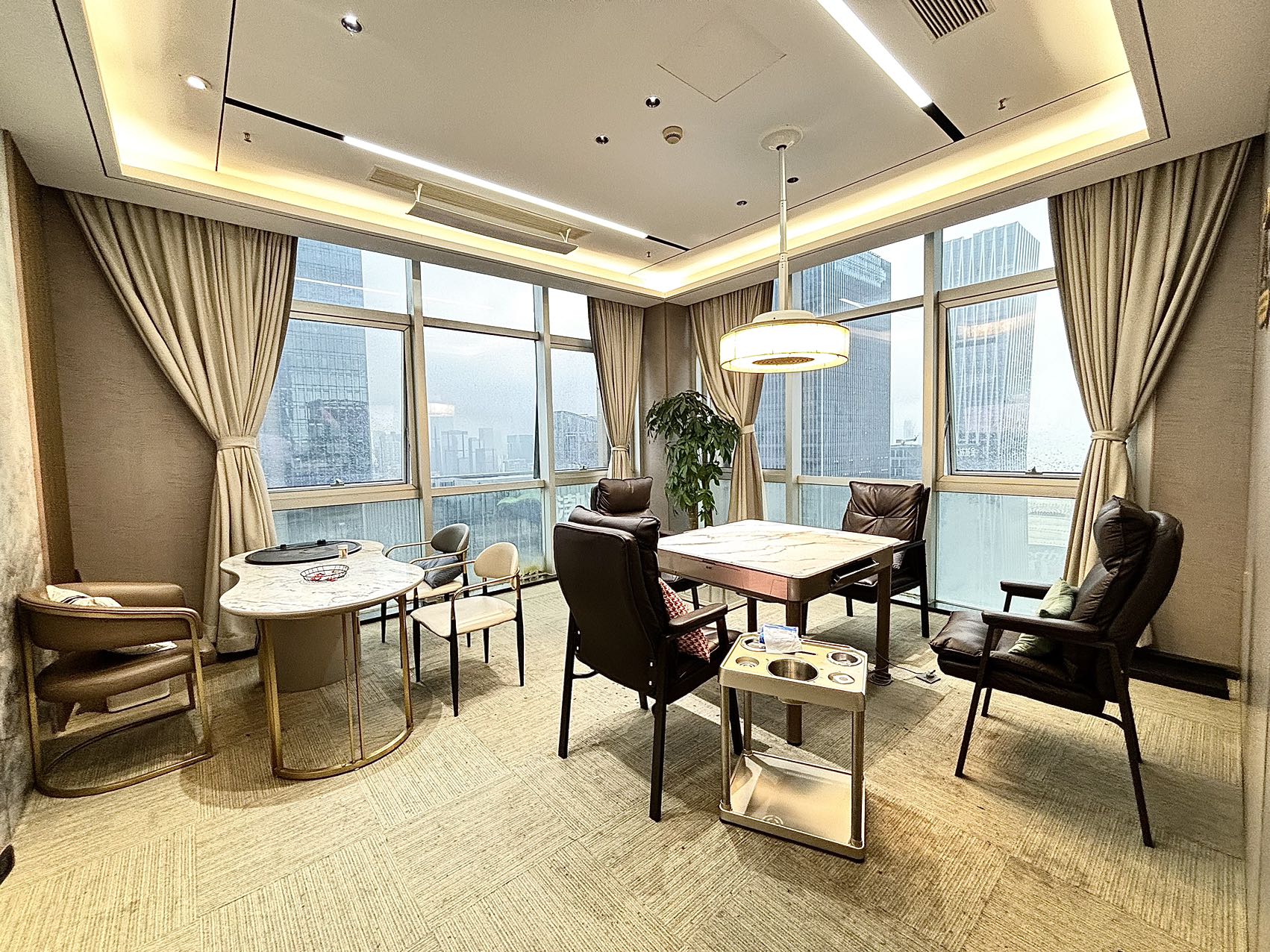 深圳湾鹏润达400㎡现成棋牌室出租