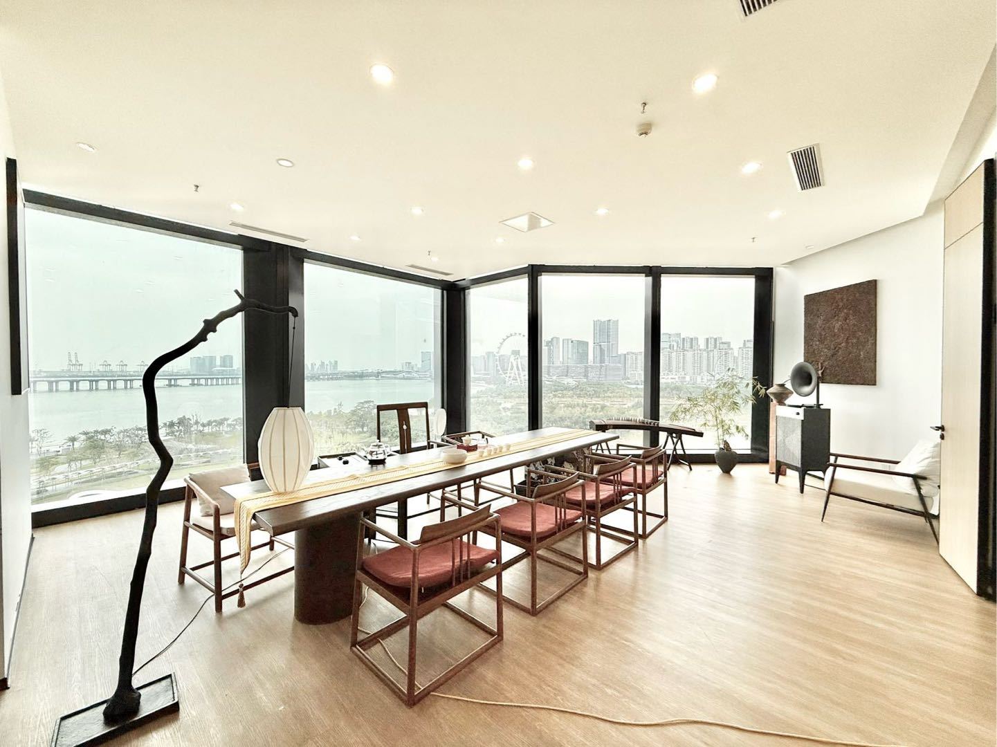 恒裕前海金融中心268.62㎡办公室