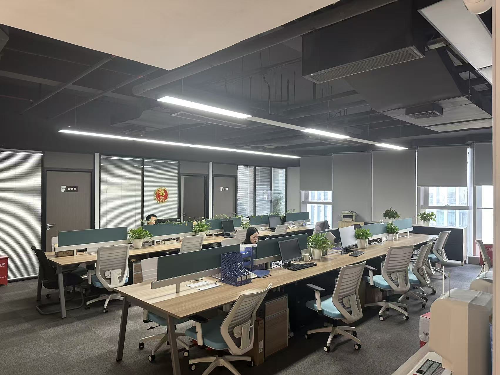 创智云城2051.47平米办公室出租