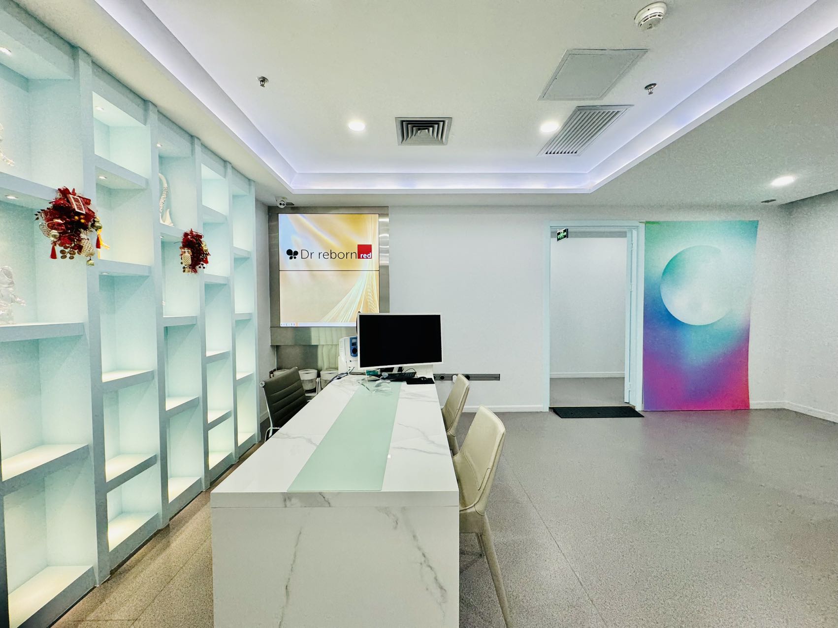 中洲控股492㎡美容院场地出租