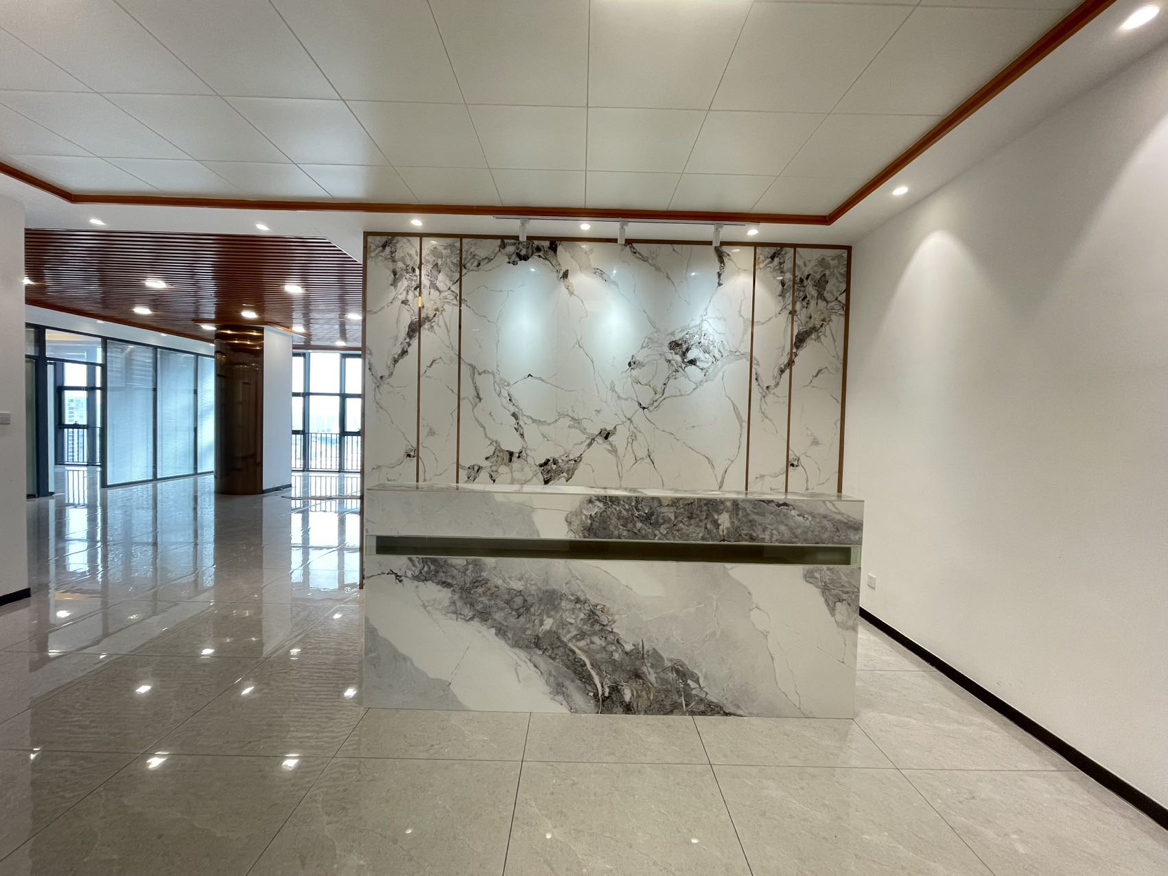 锦胜财富广场423㎡办公室出租