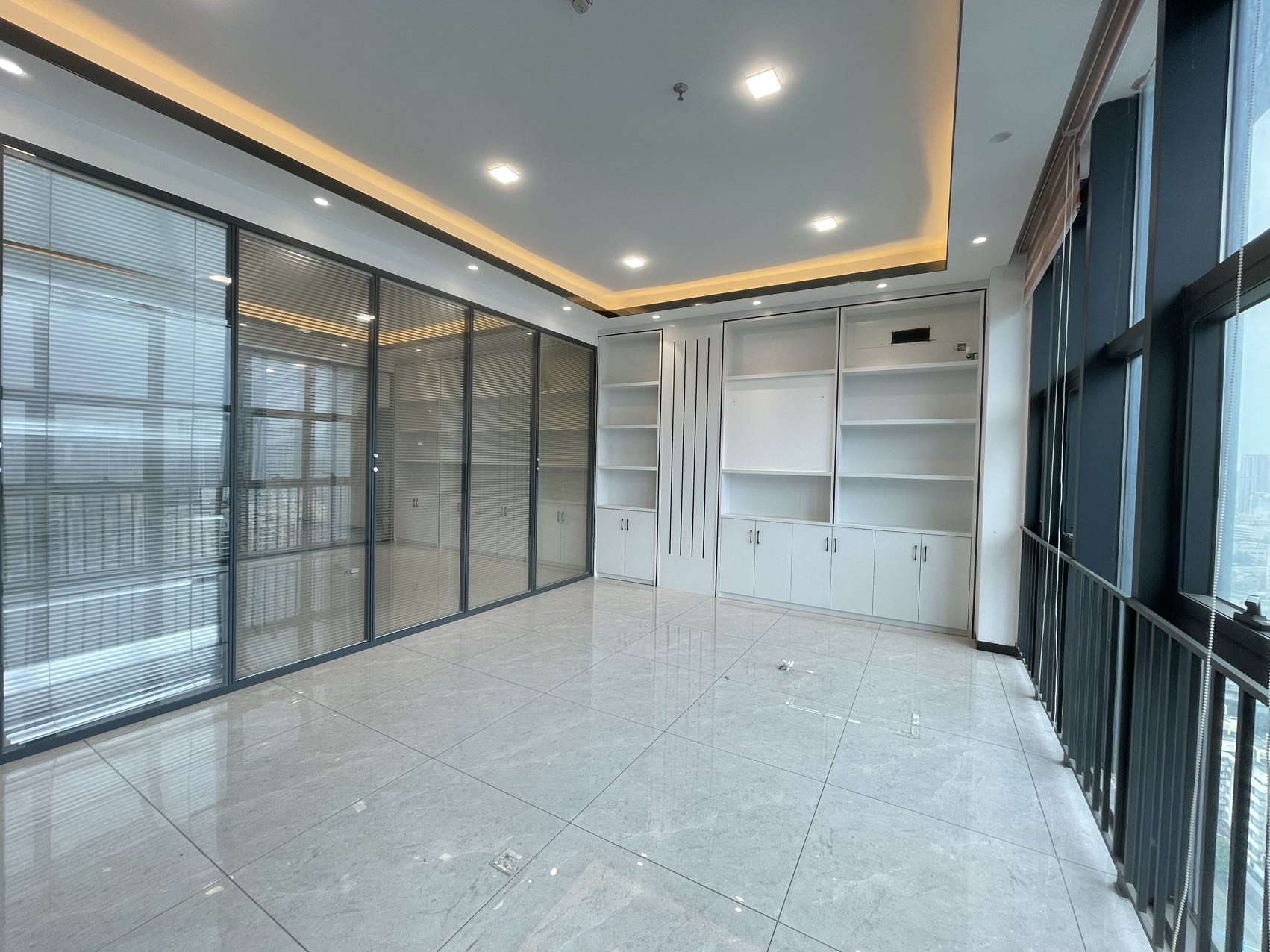 锦胜财富广场423㎡办公室出租