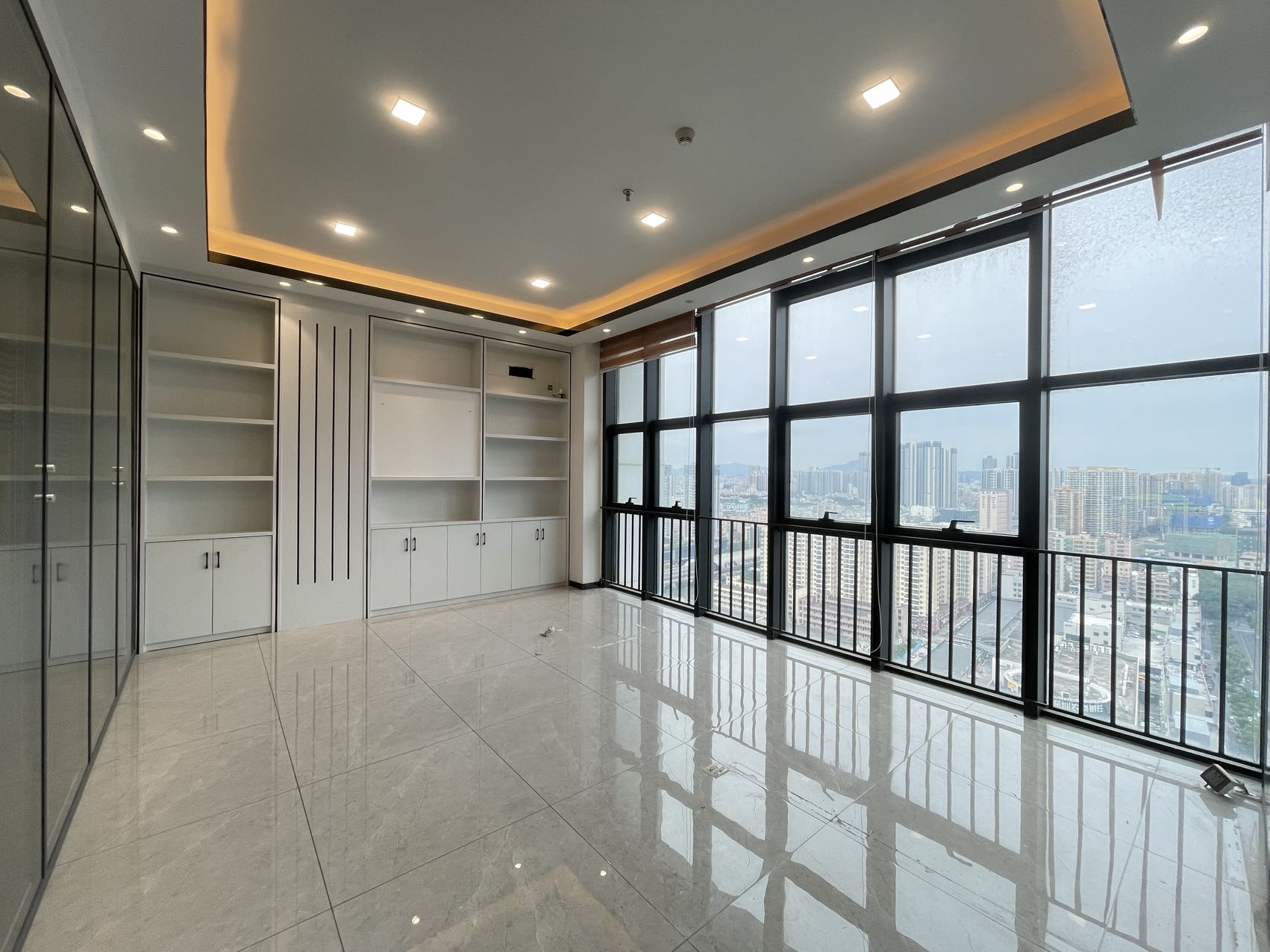 锦胜财富广场423㎡办公室出租