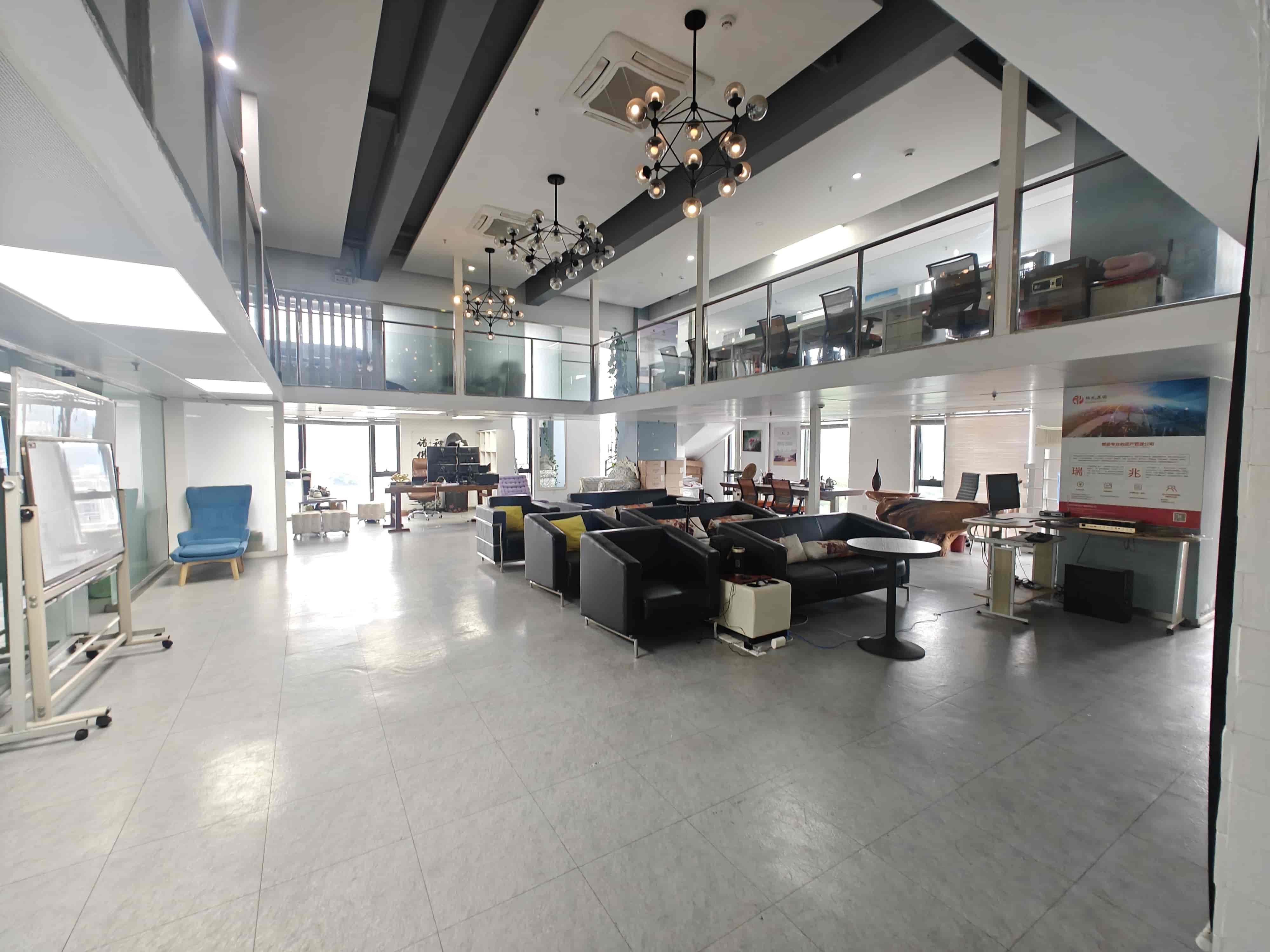 香年广场420㎡办公室业主直租