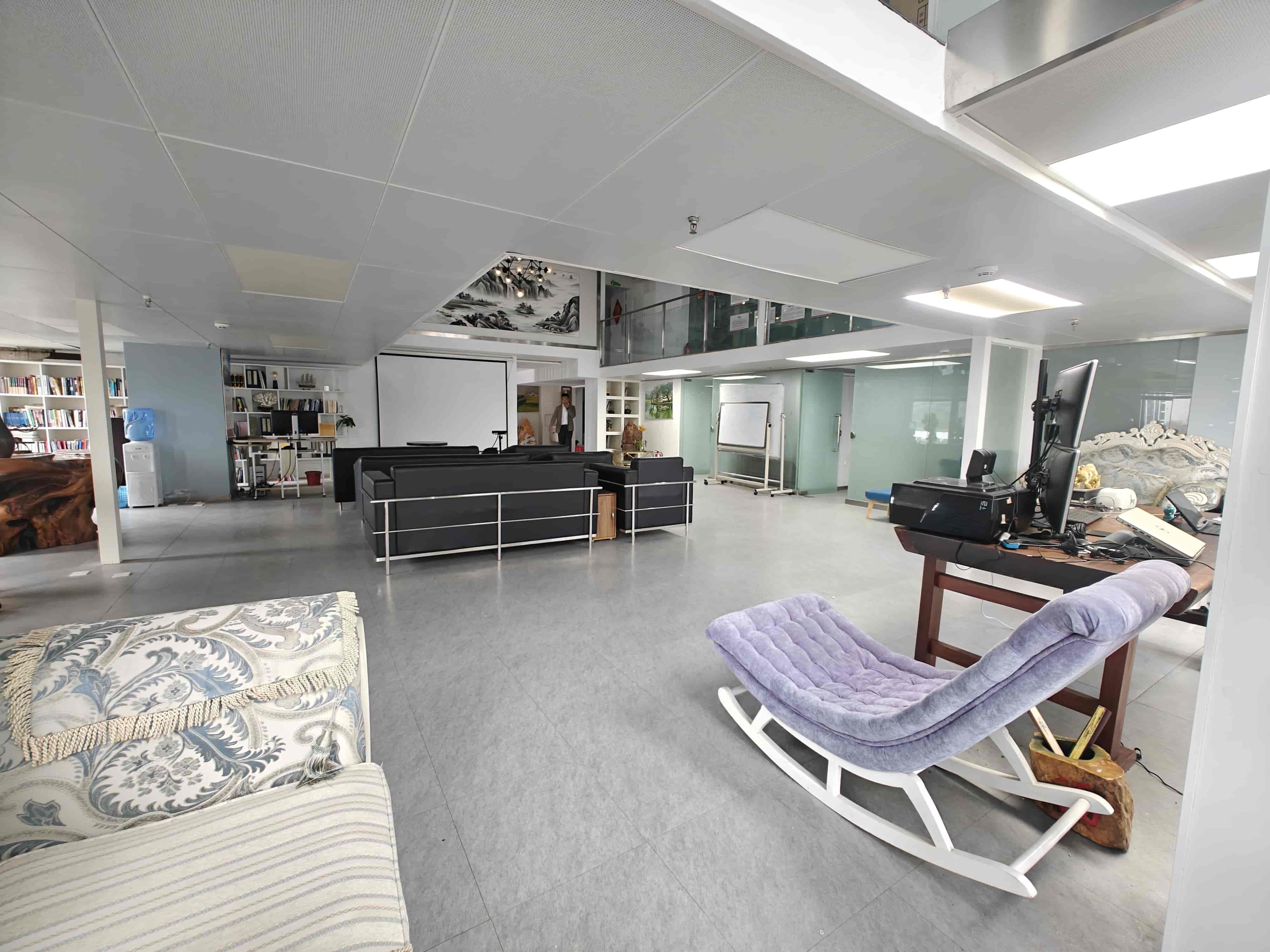 香年广场420㎡办公室业主直租