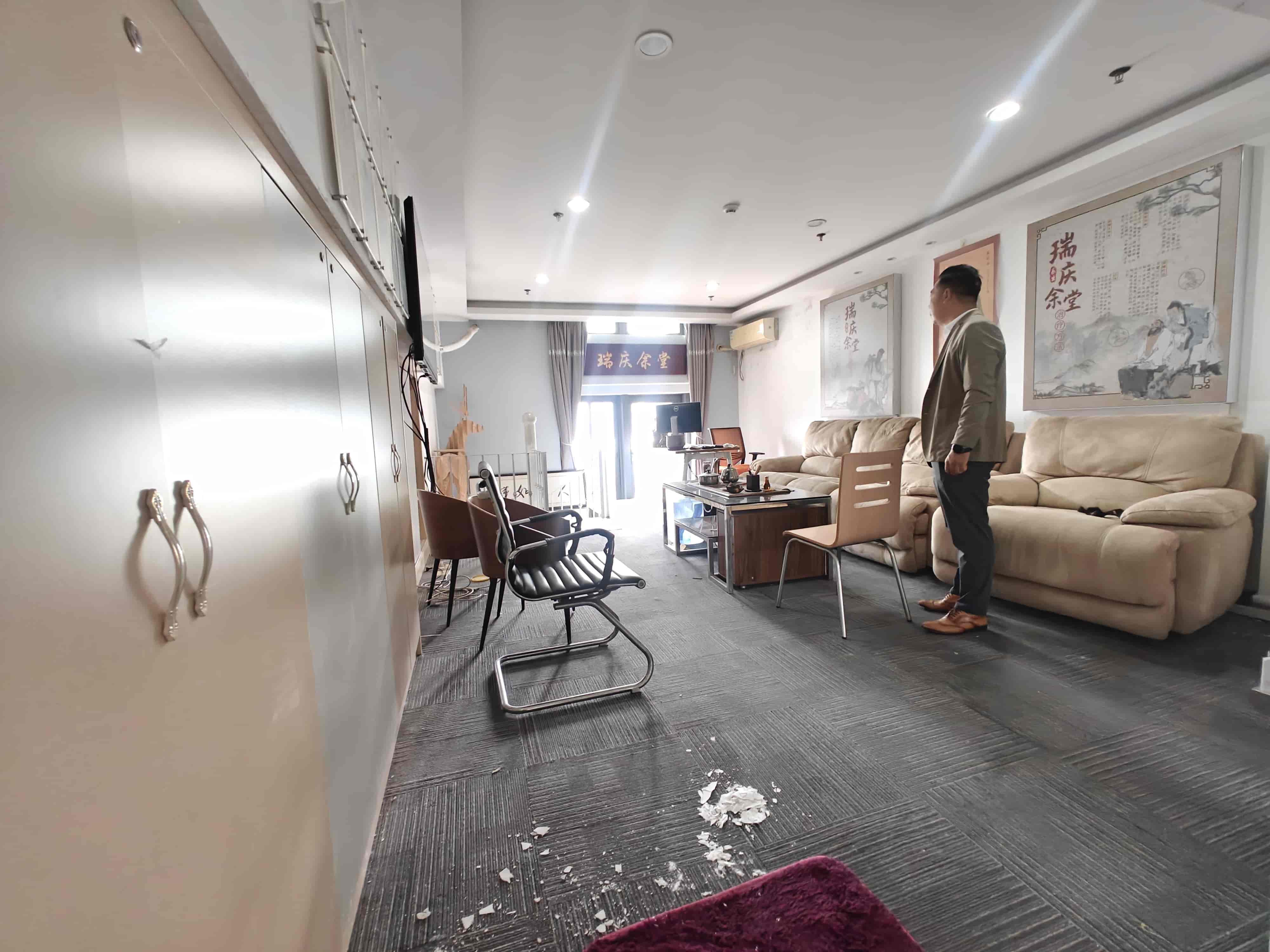 香年广场420㎡办公室业主直租