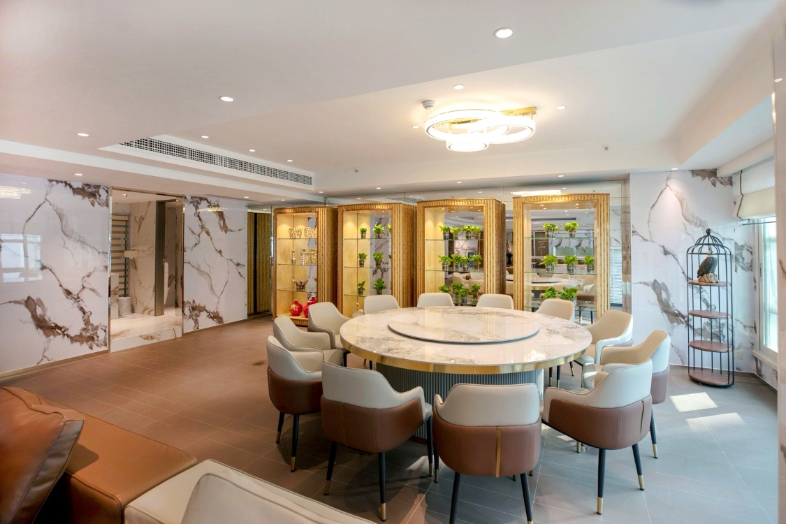 国贸368㎡全新豪装办公