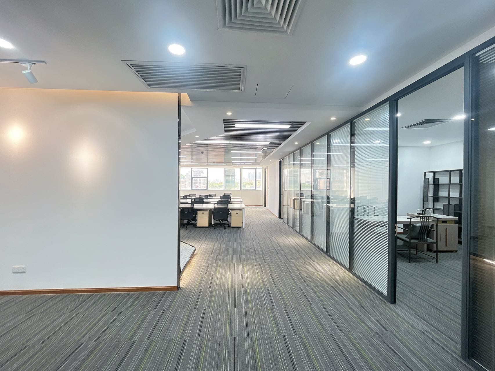 深圳西部硅谷350㎡办公室出租