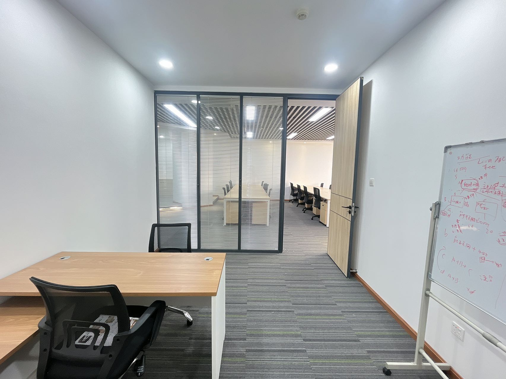 深圳西部硅谷350㎡办公室出租