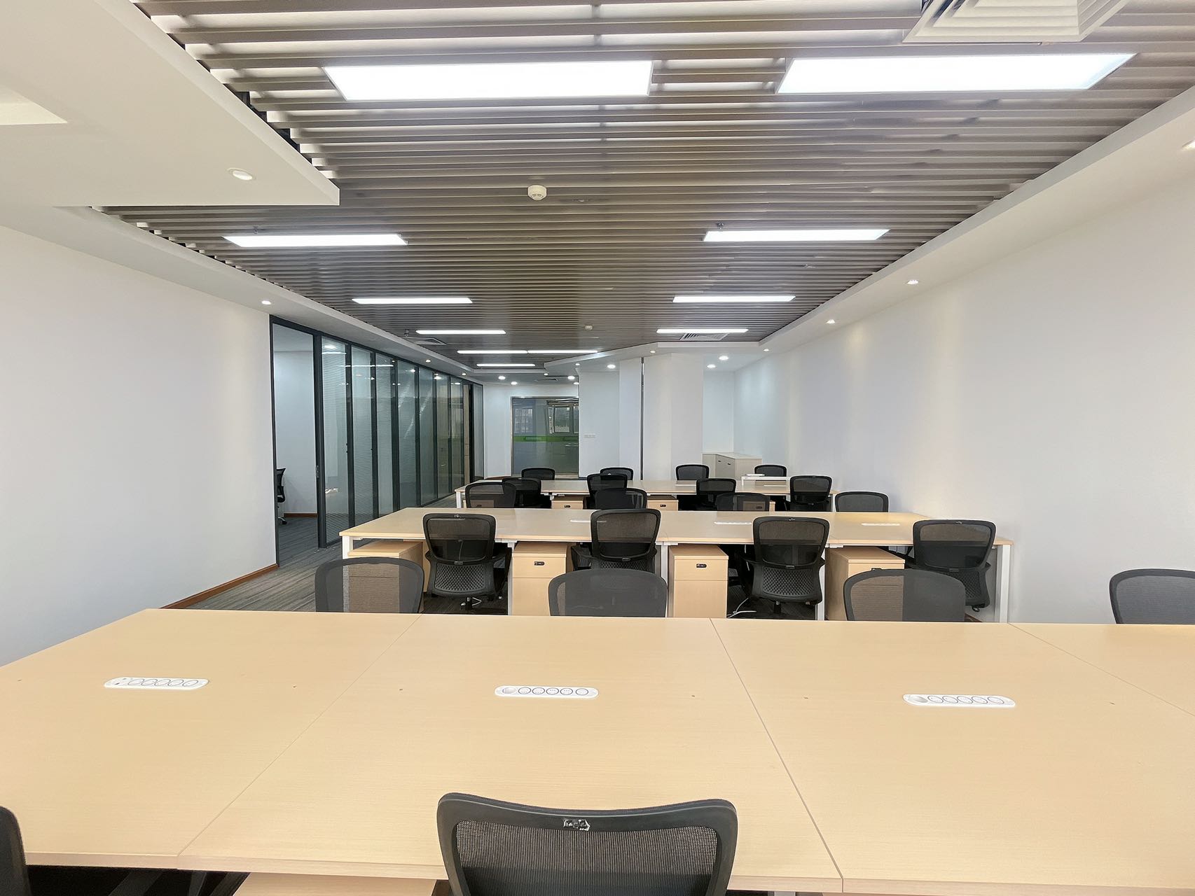 深圳西部硅谷350㎡办公室出租