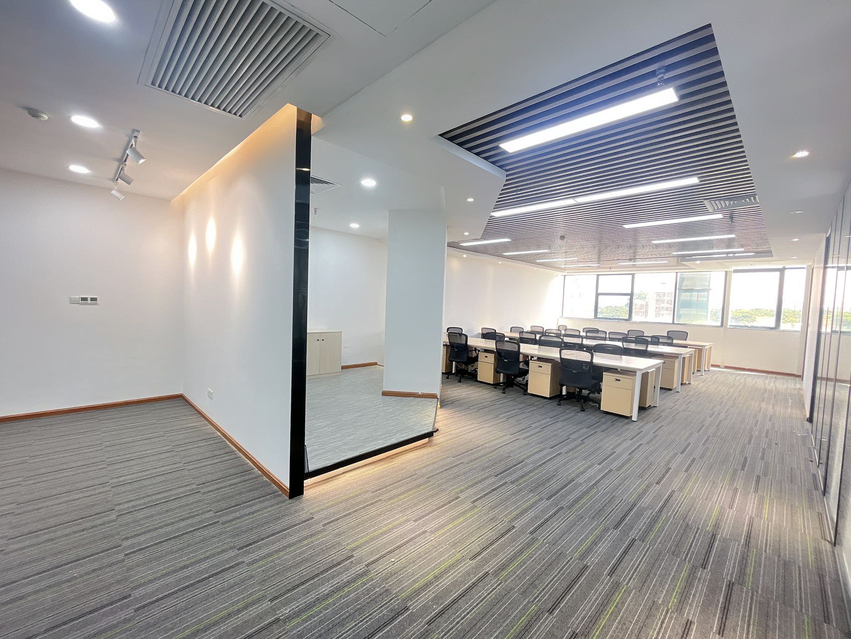 深圳西部硅谷350㎡办公室出租