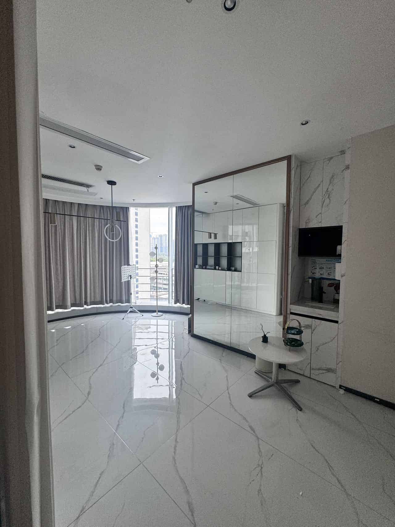 深圳新浩e都876.8㎡医美办公室出租